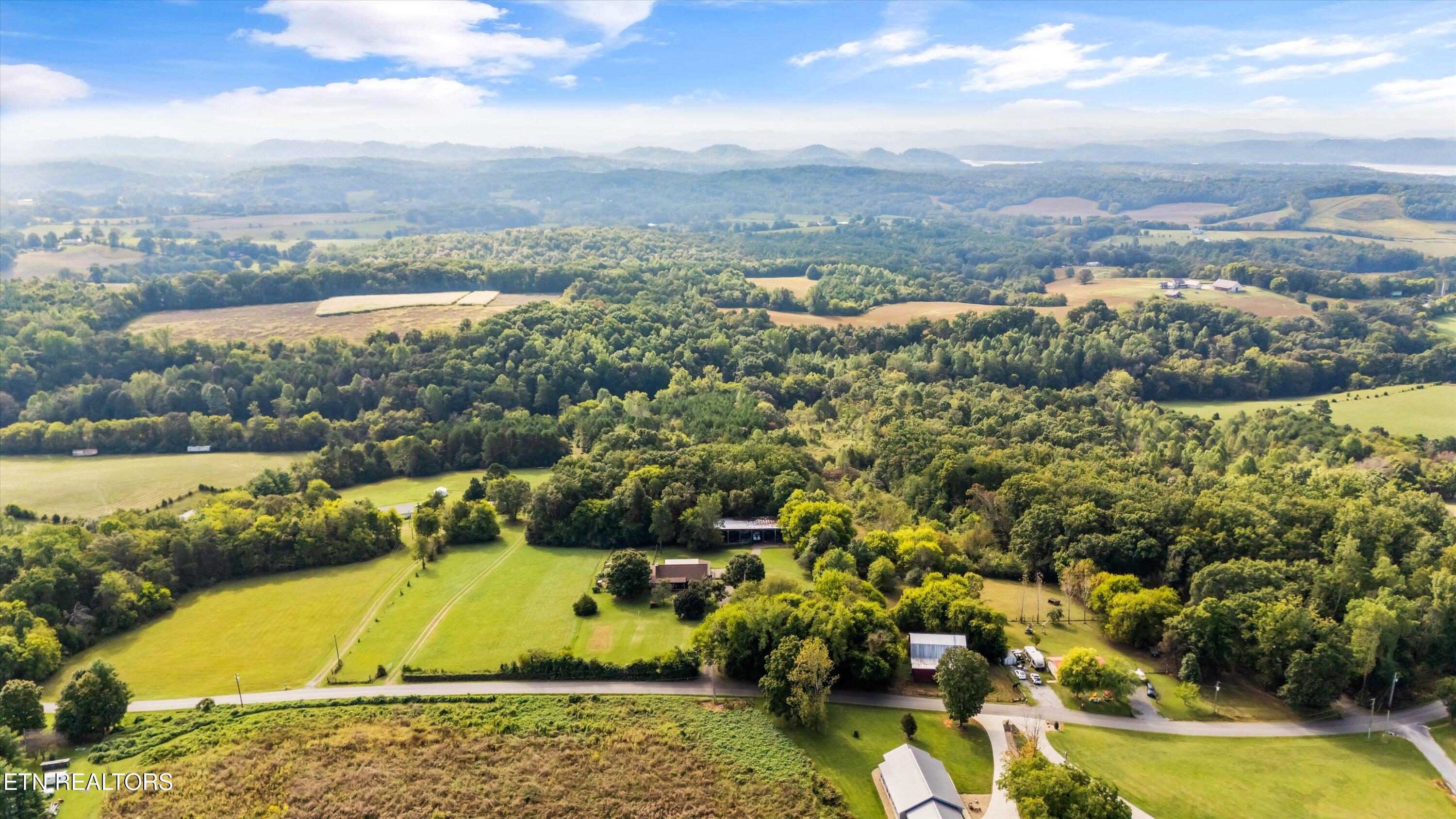 6239 N Trigonia Road Greenback TN 37742