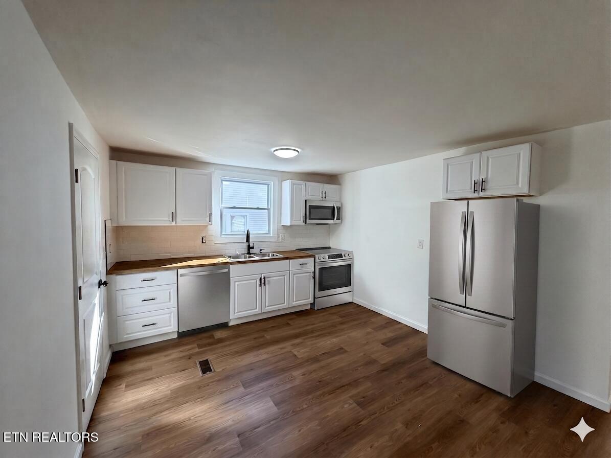 206 E Burwell Avenue Knoxville TN 37917