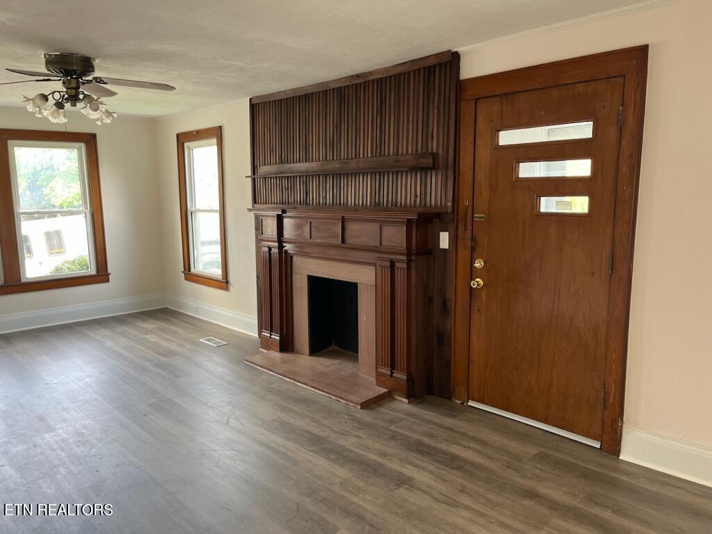 517 E Central Avenue Lafollette TN 37766