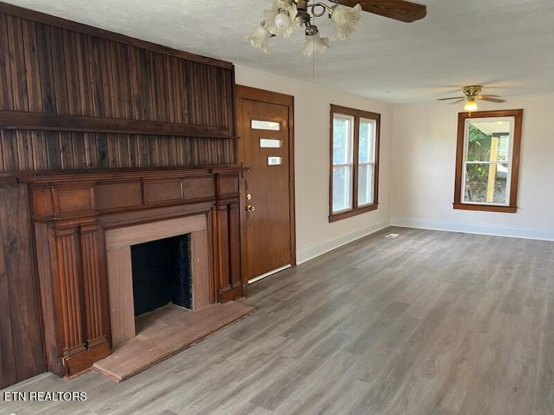 517 E Central Avenue Lafollette TN 37766