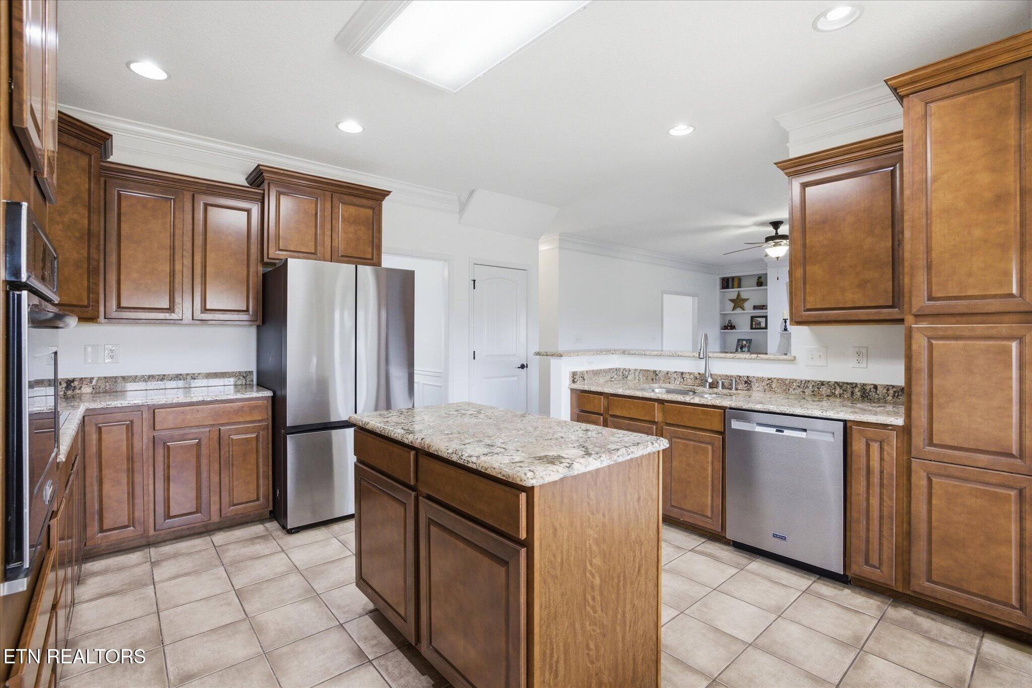 8447 Shoregate Lane Knoxville TN 37938