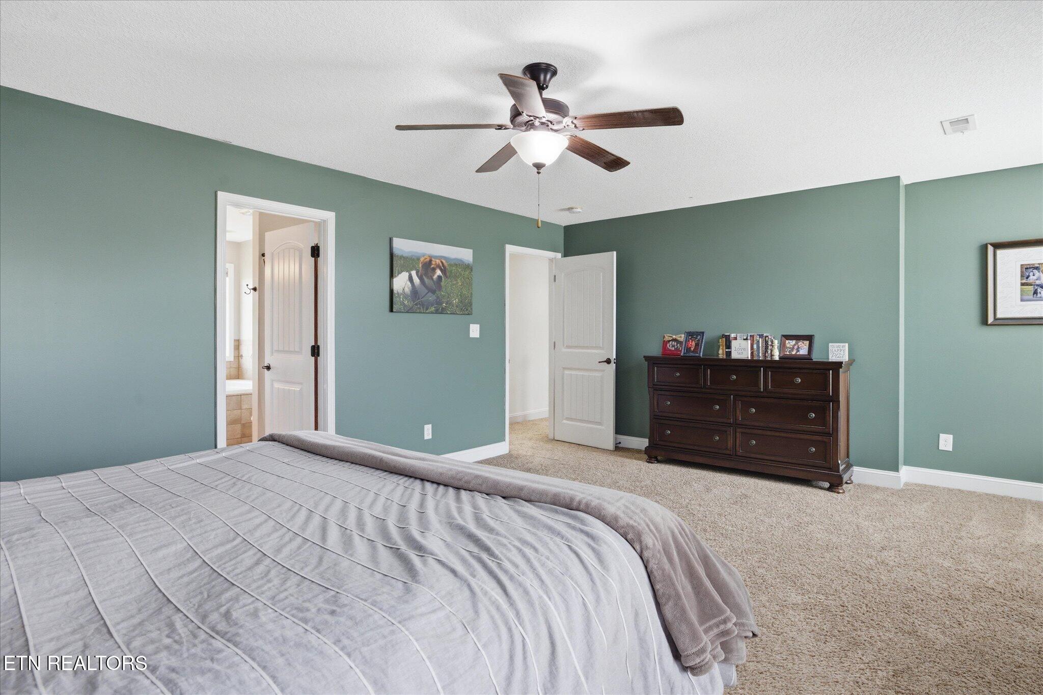 8447 Shoregate Lane Knoxville TN 37938