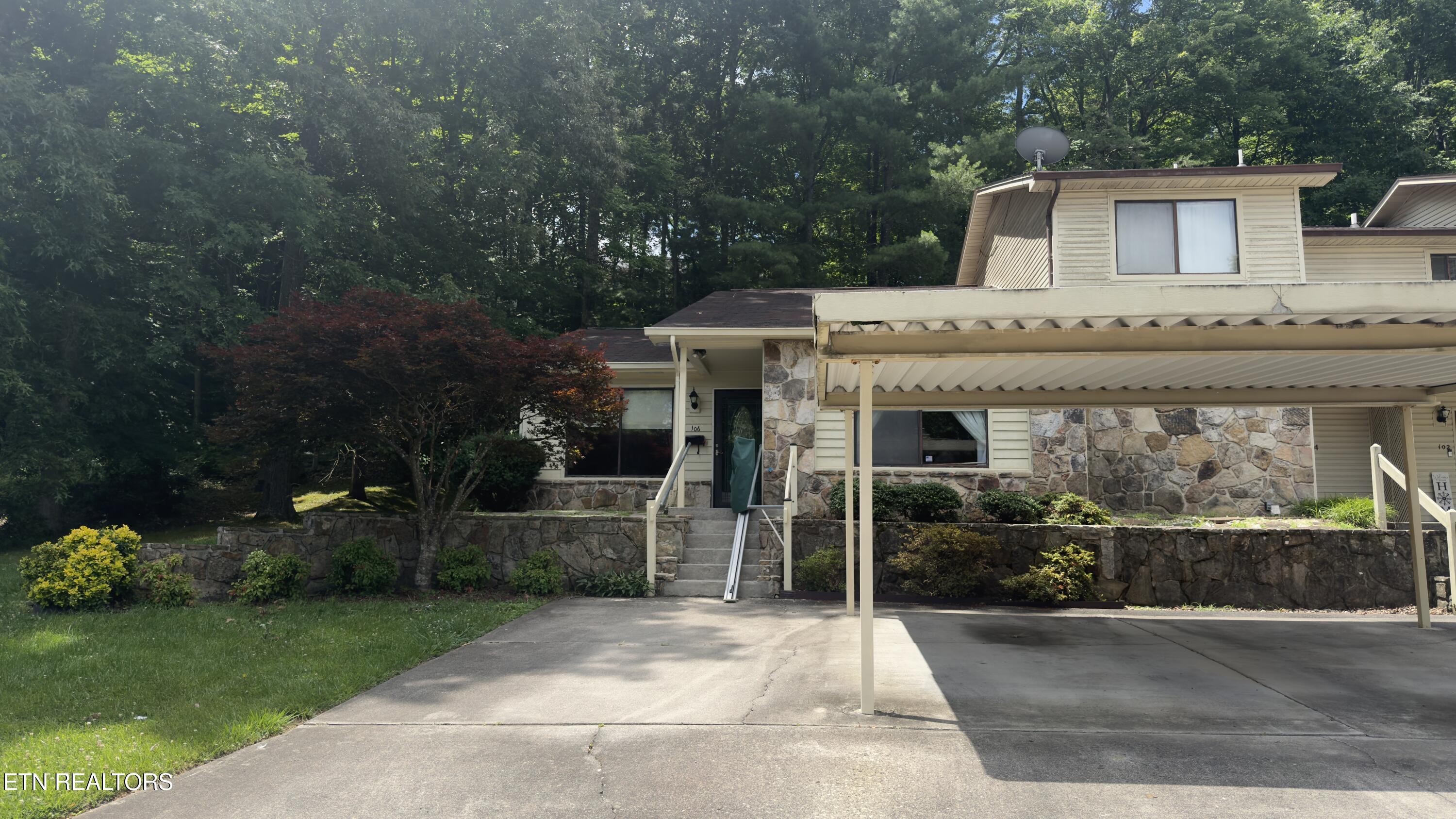 106 Hazleton Lane Oak Ridge TN 37830