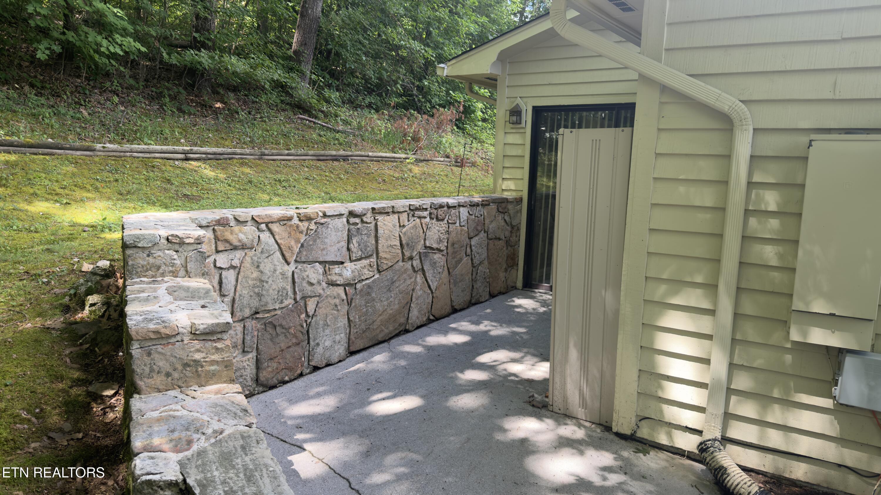 106 Hazleton Lane Oak Ridge TN 37830
