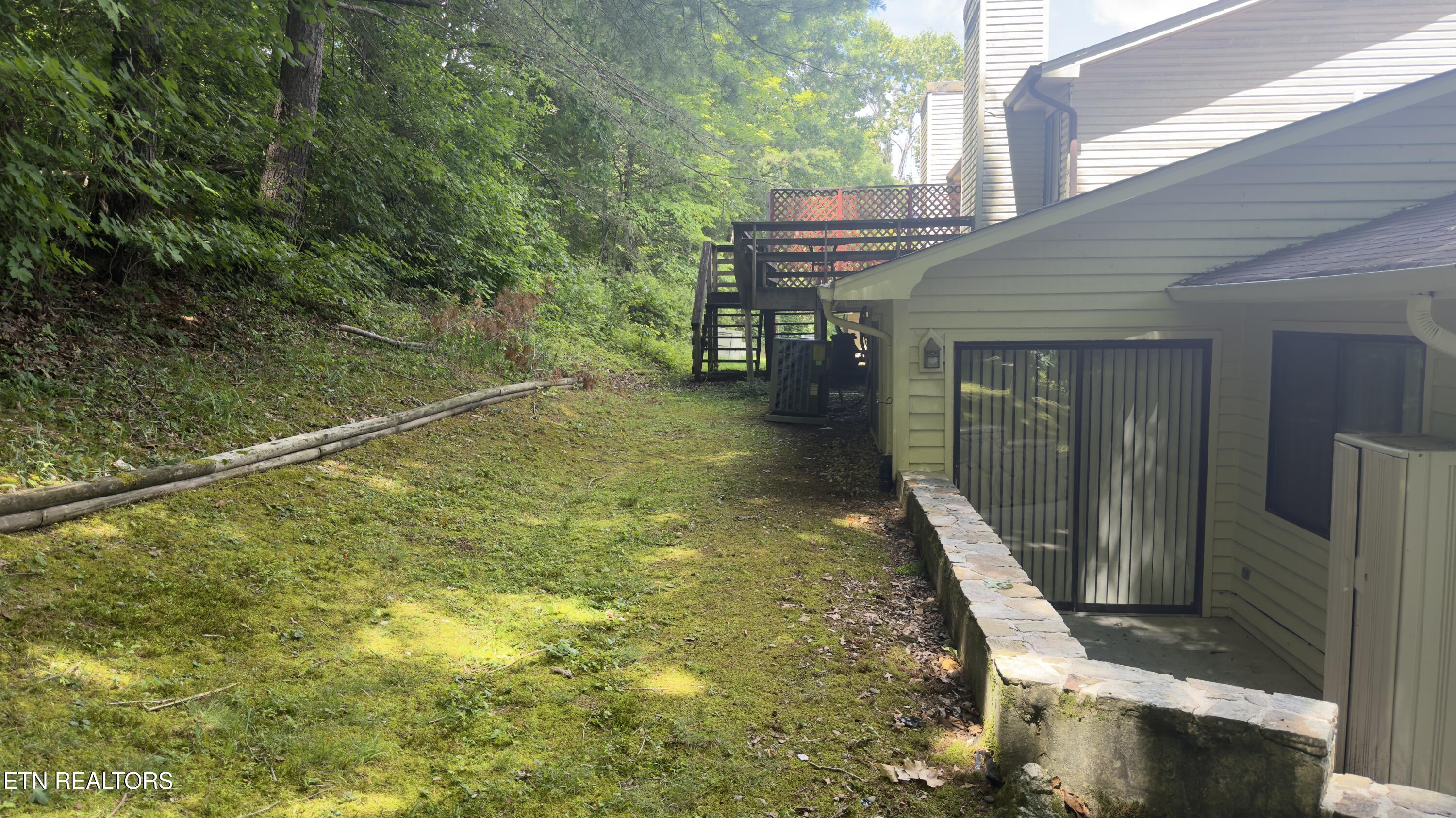 106 Hazleton Lane Oak Ridge TN 37830