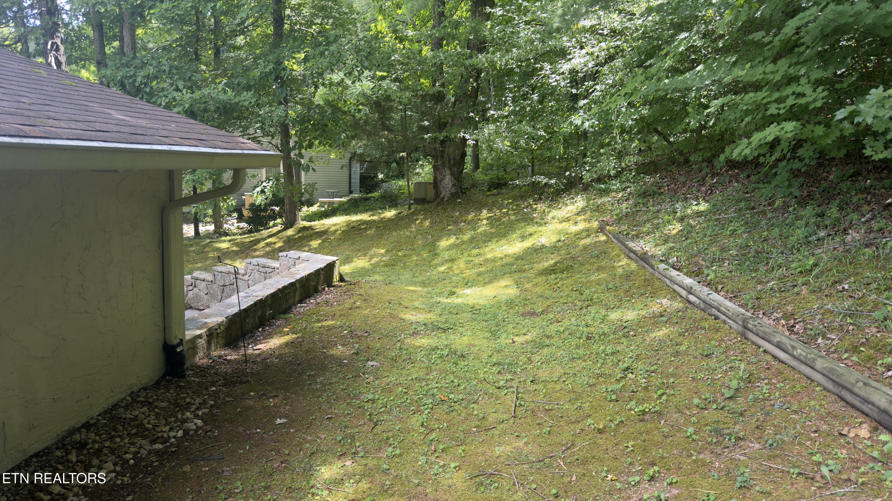 106 Hazleton Lane Oak Ridge TN 37830