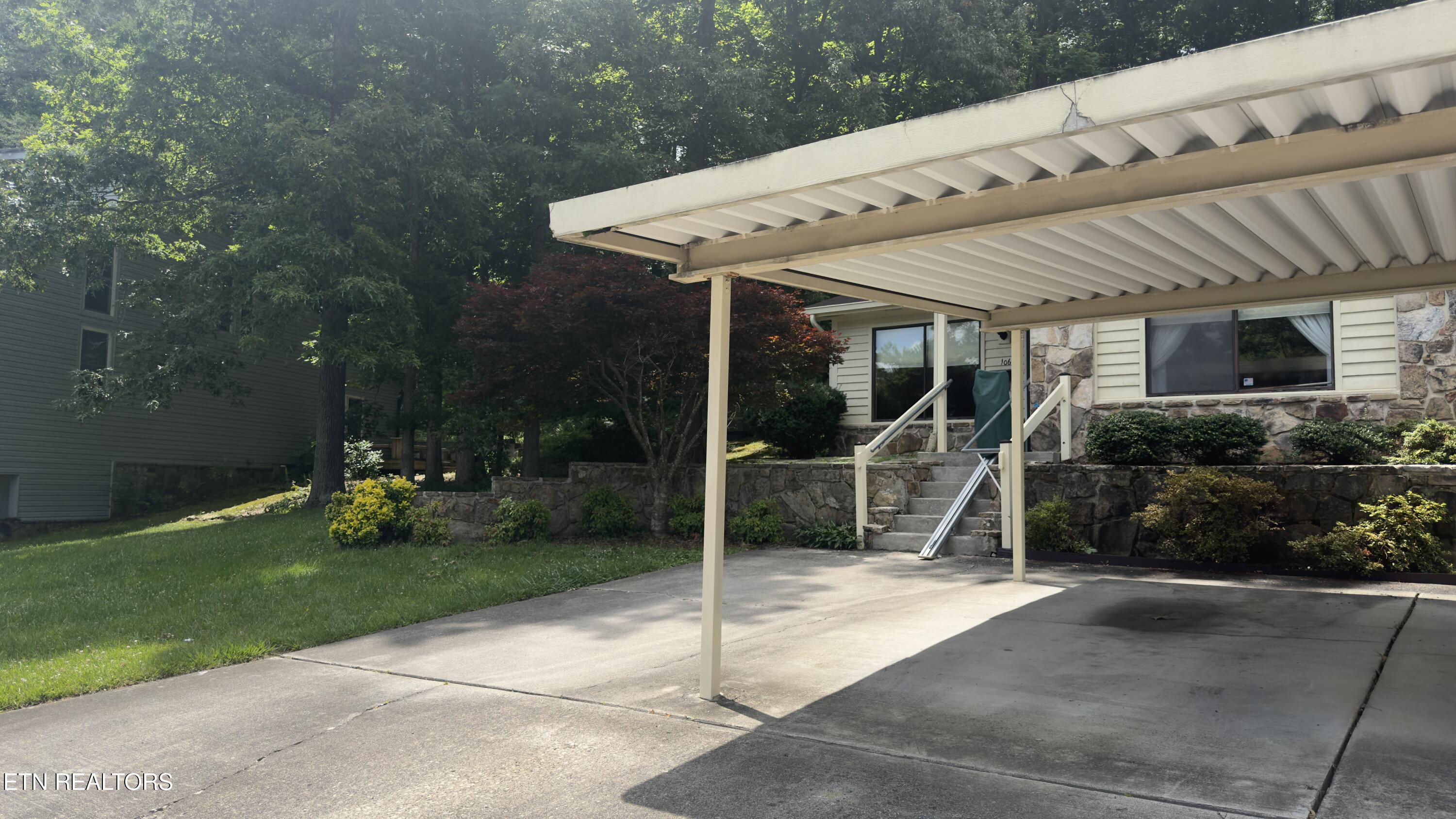 106 Hazleton Lane Oak Ridge TN 37830