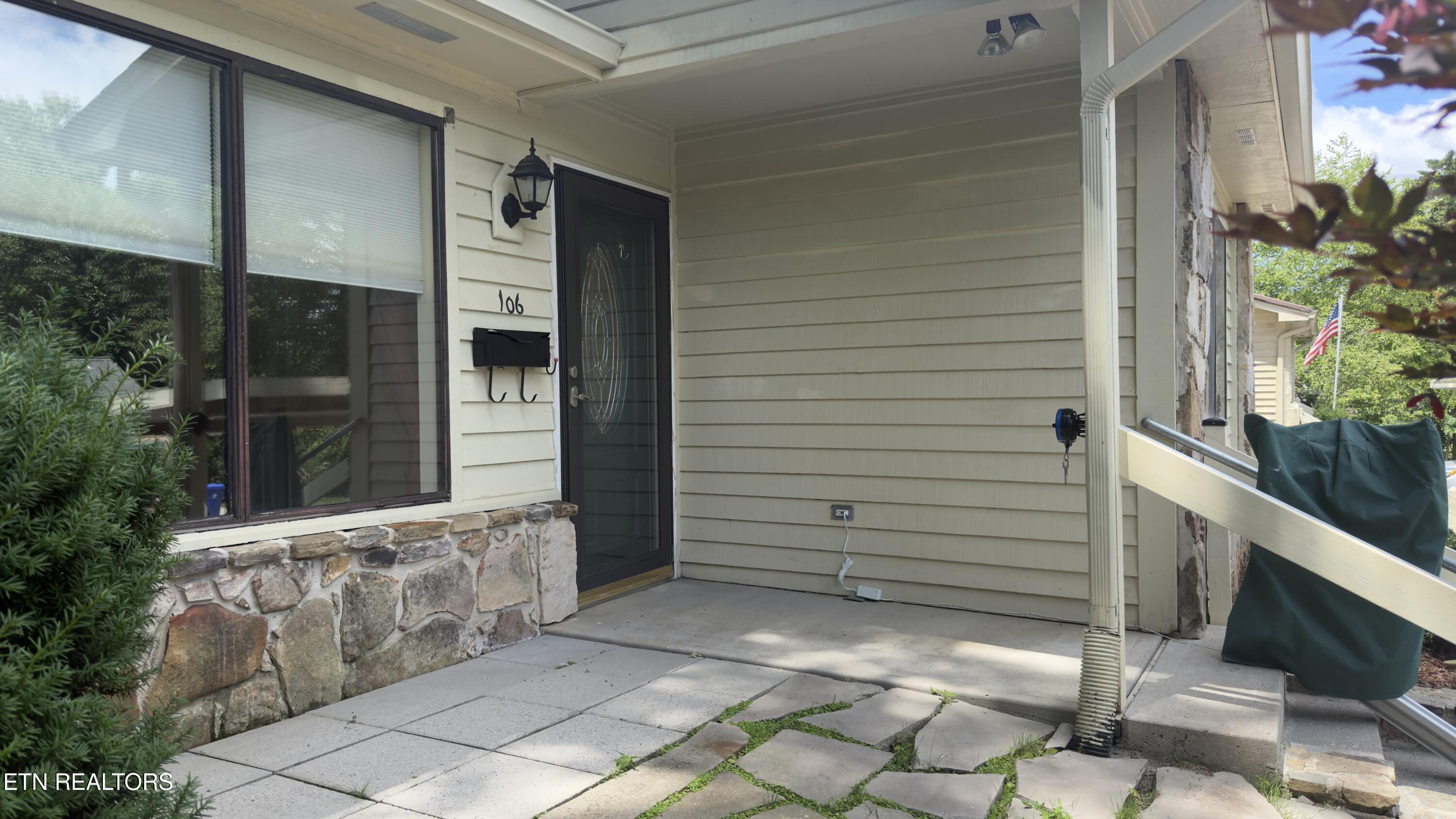106 Hazleton Lane Oak Ridge TN 37830