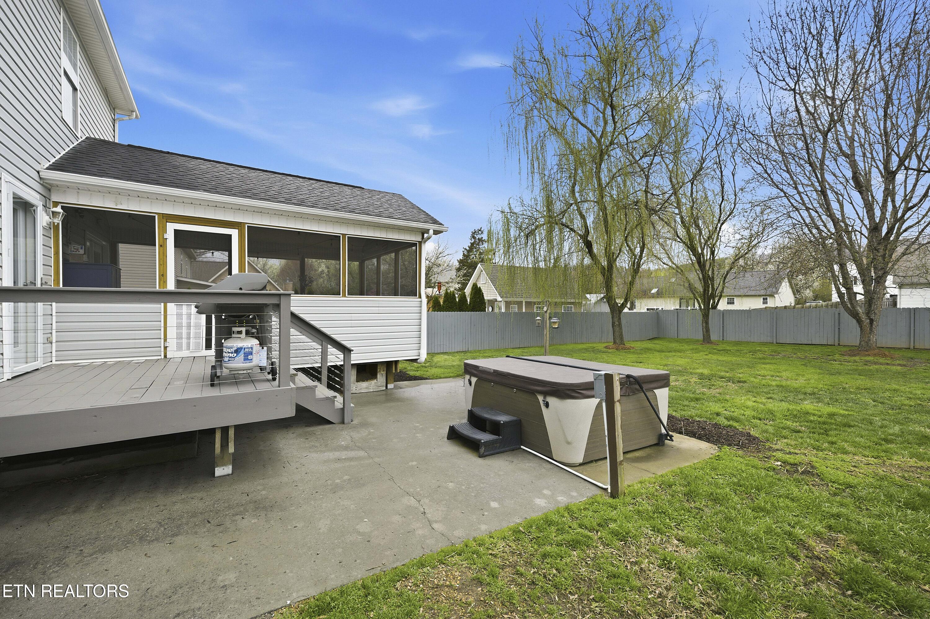 541 Bushwood Drive Knoxville TN 37918