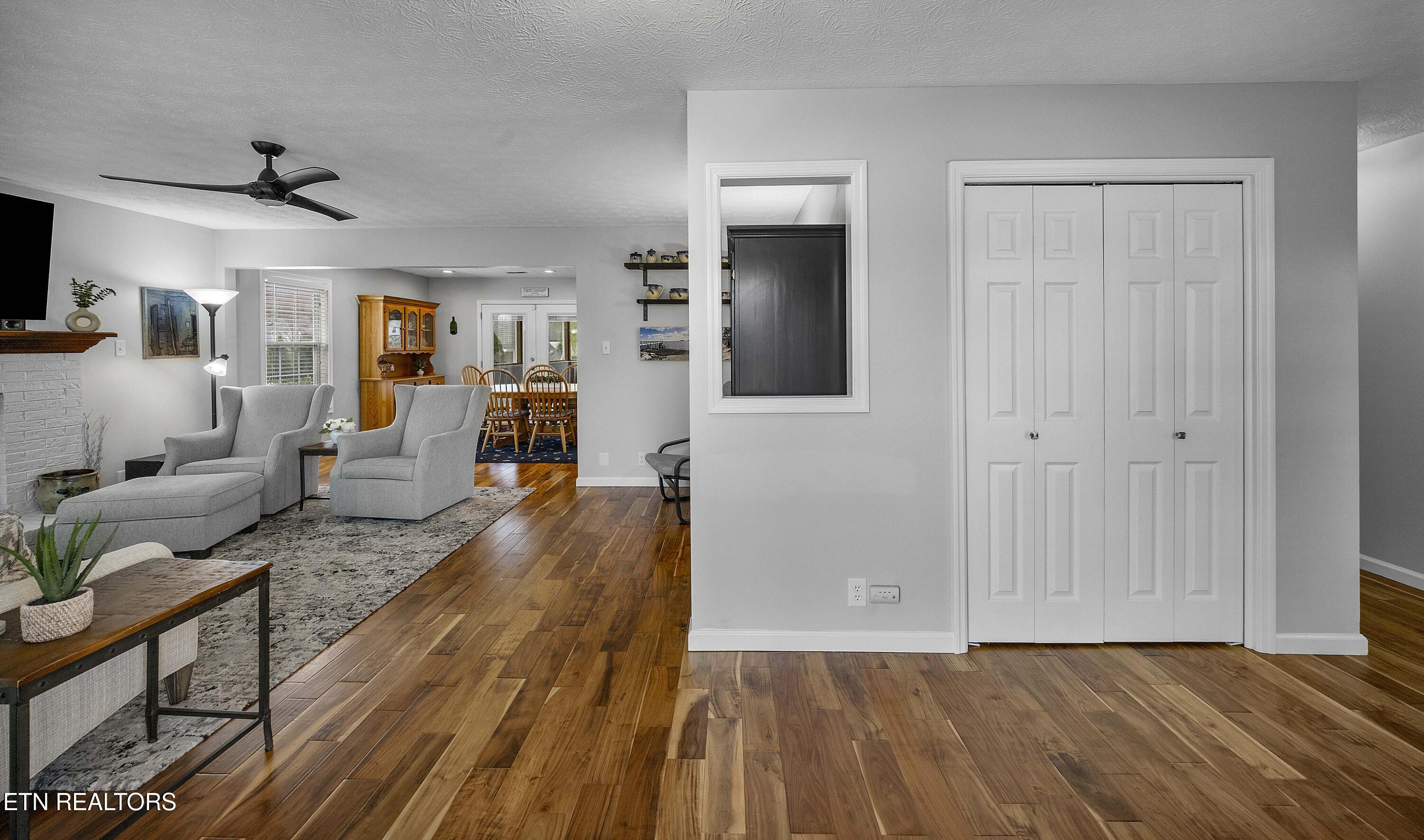 541 Bushwood Drive Knoxville TN 37918