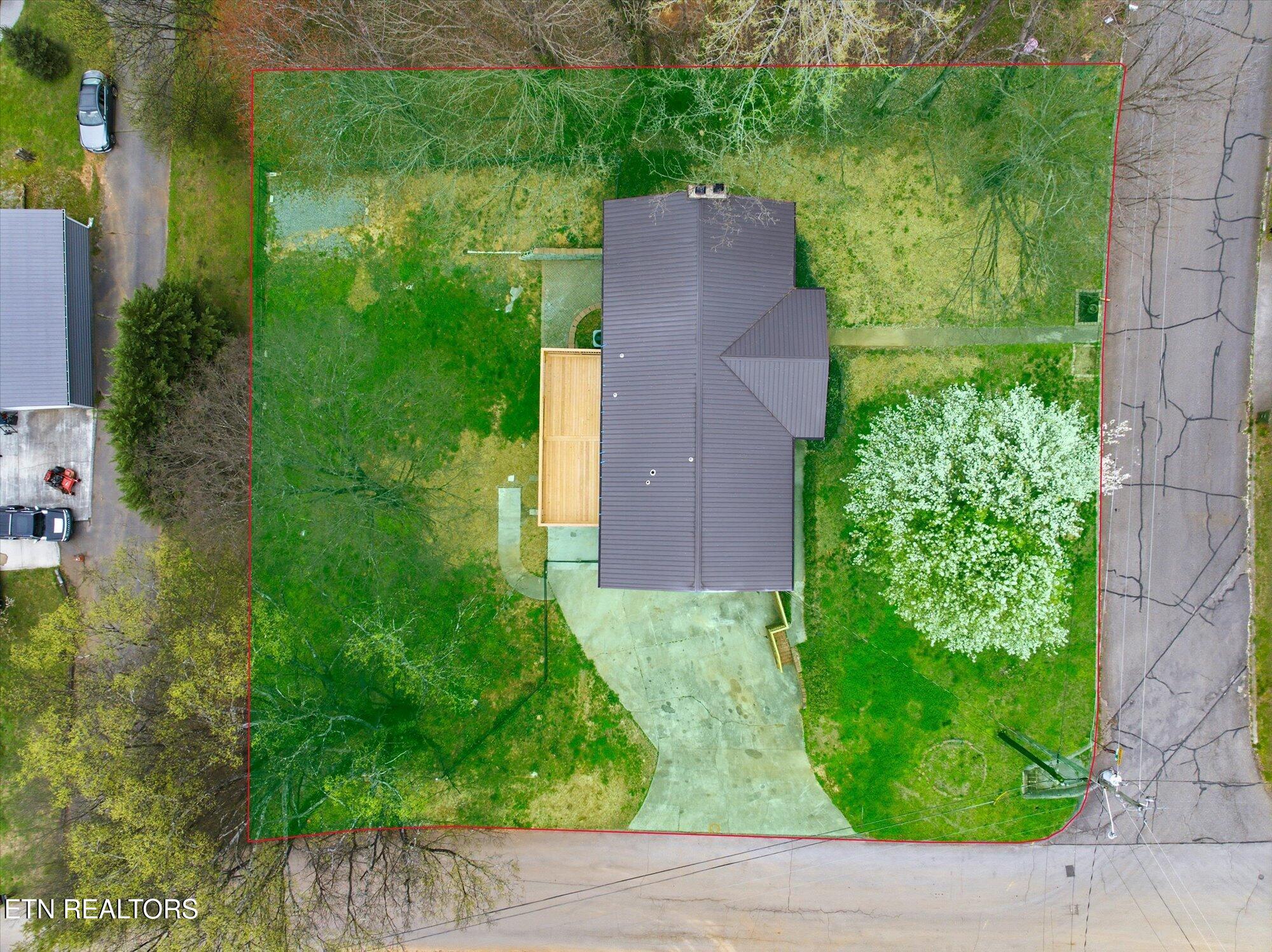 2001 Wayne Circle Maryville TN 37804