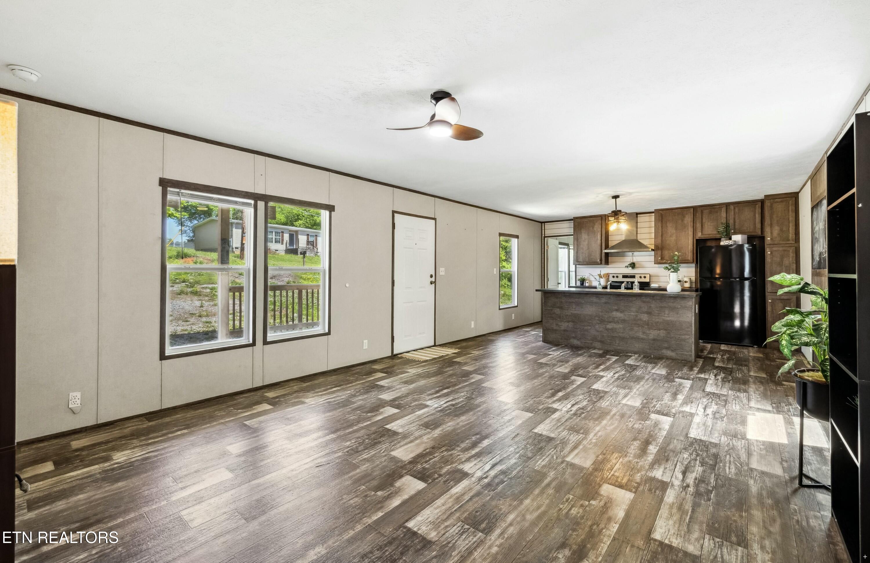 5112 Strawberry Plains Pike Knoxville TN 37914