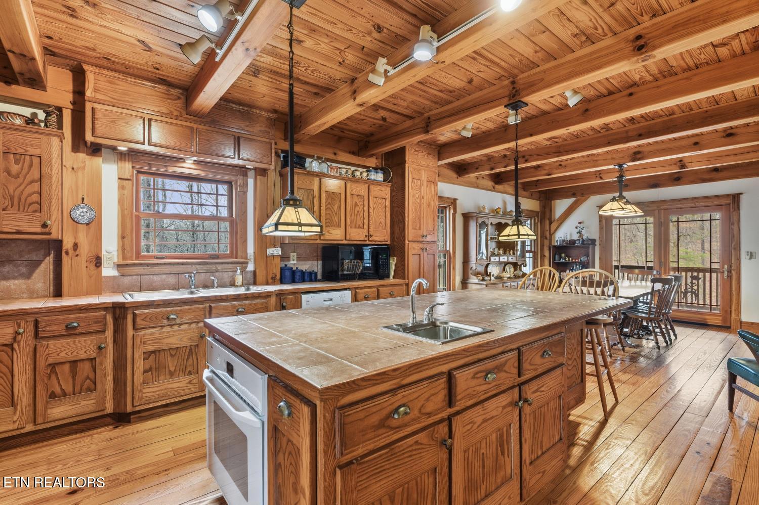 547 SE Hughes Road Cleveland TN 37323