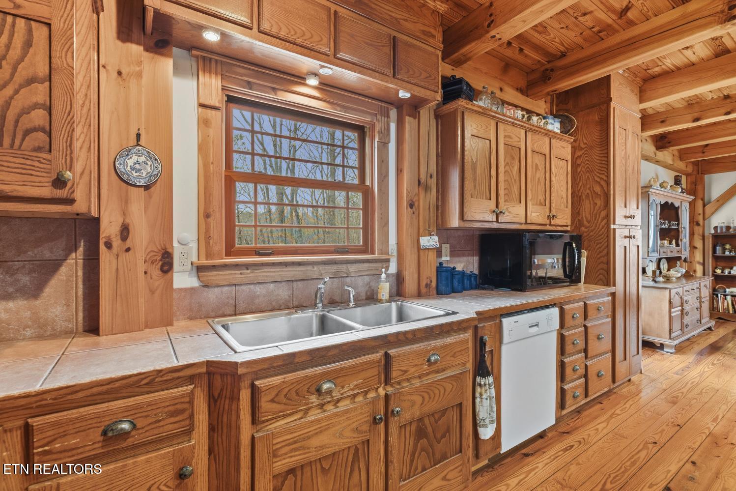 547 SE Hughes Road Cleveland TN 37323