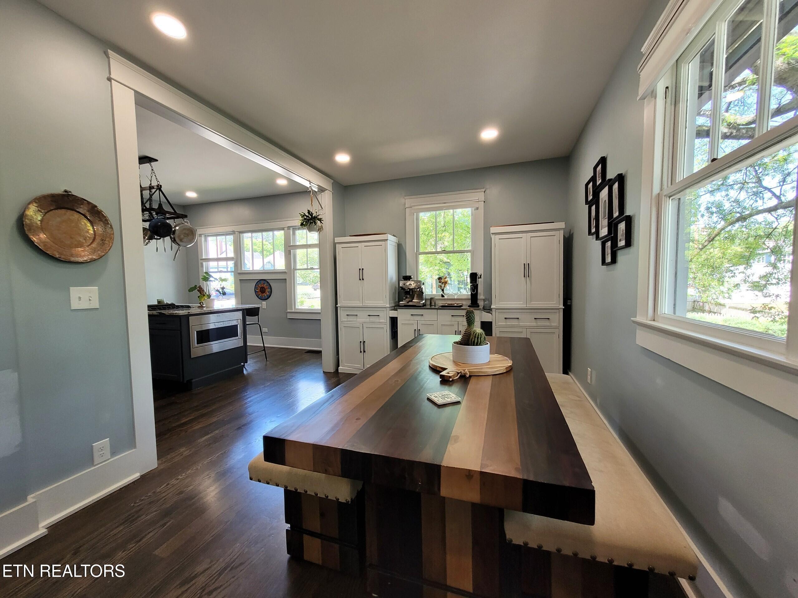 205 Leonard Place Knoxville TN 37917