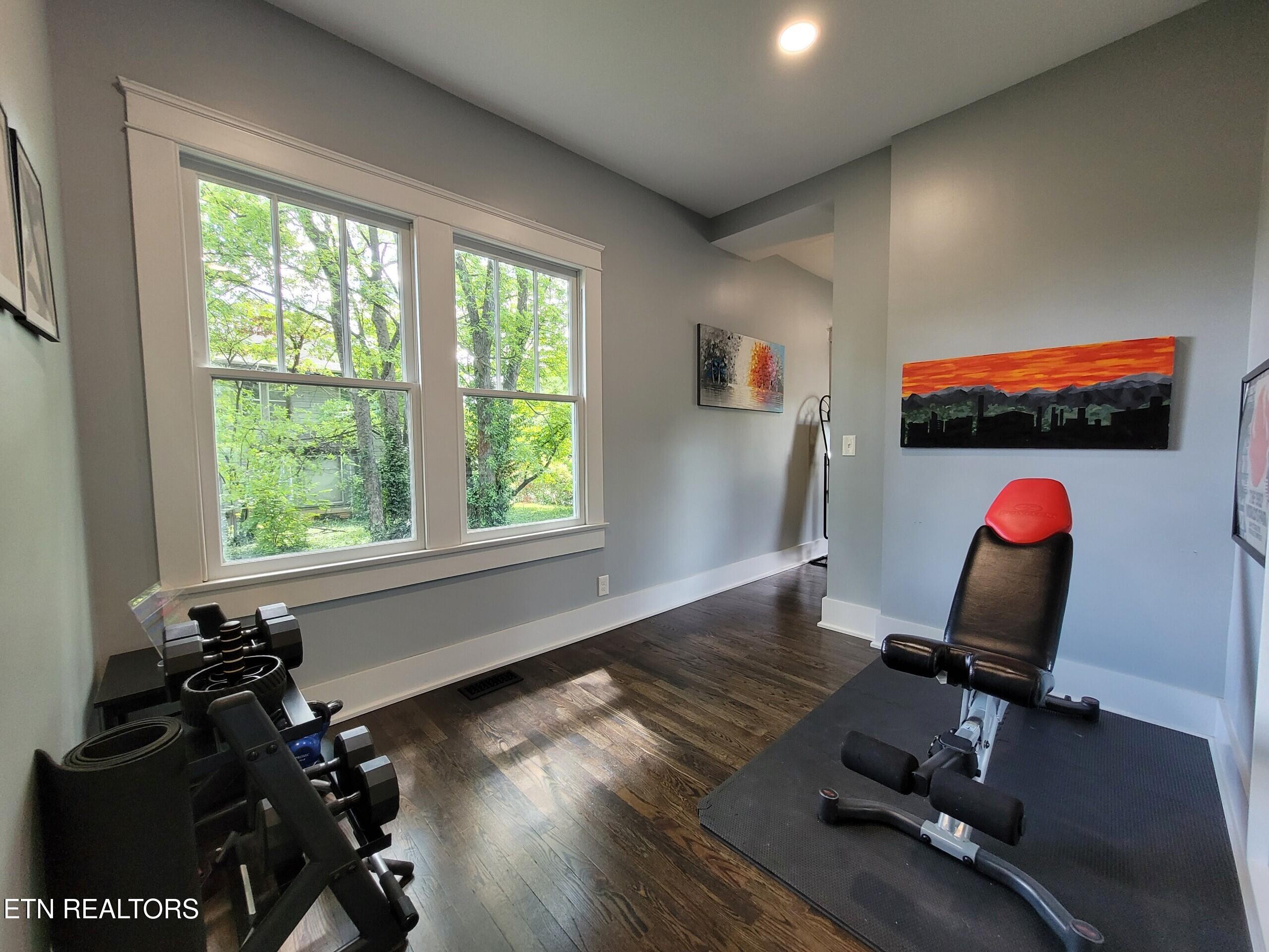 205 Leonard Place Knoxville TN 37917