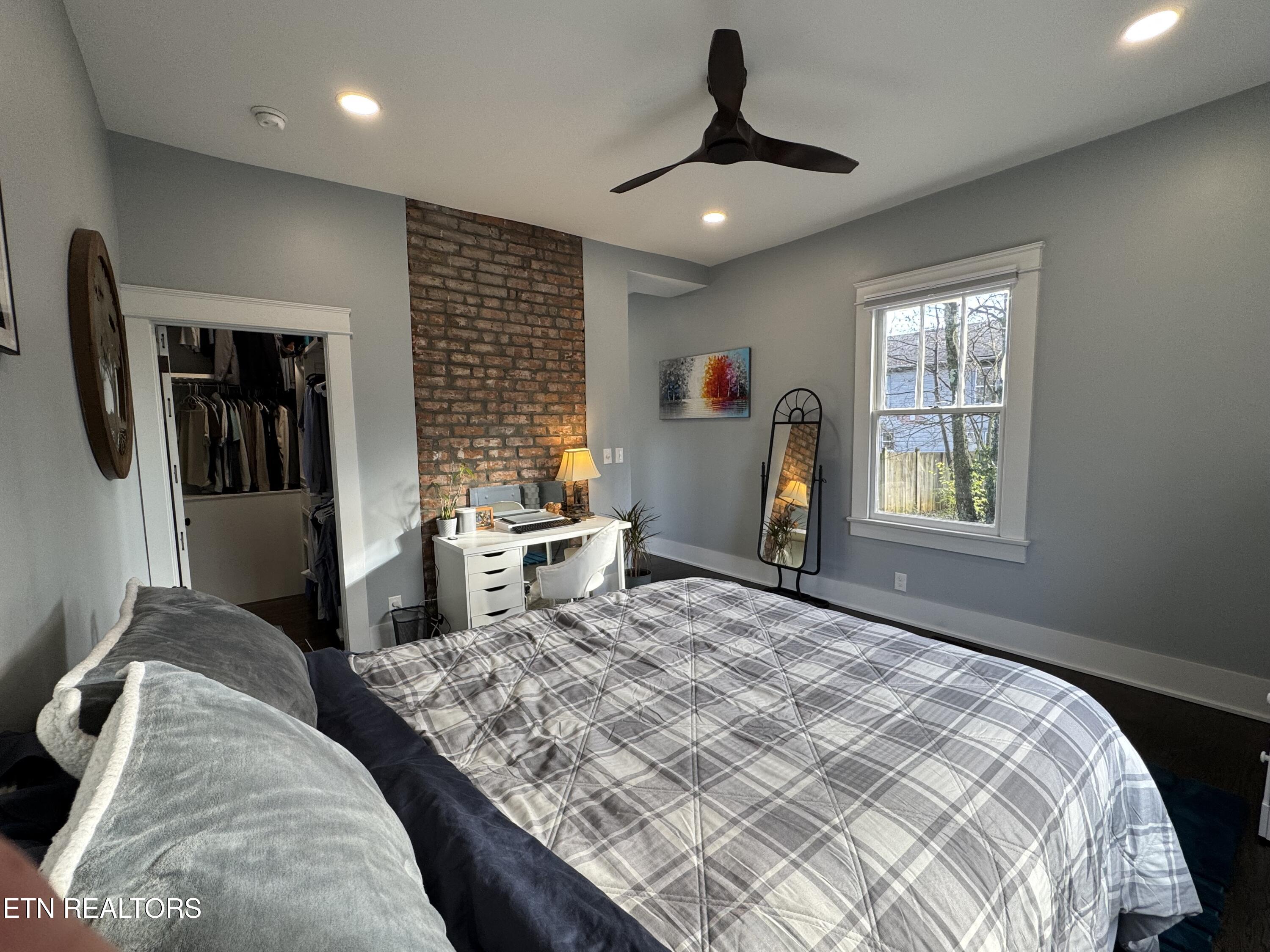 205 Leonard Place Knoxville TN 37917