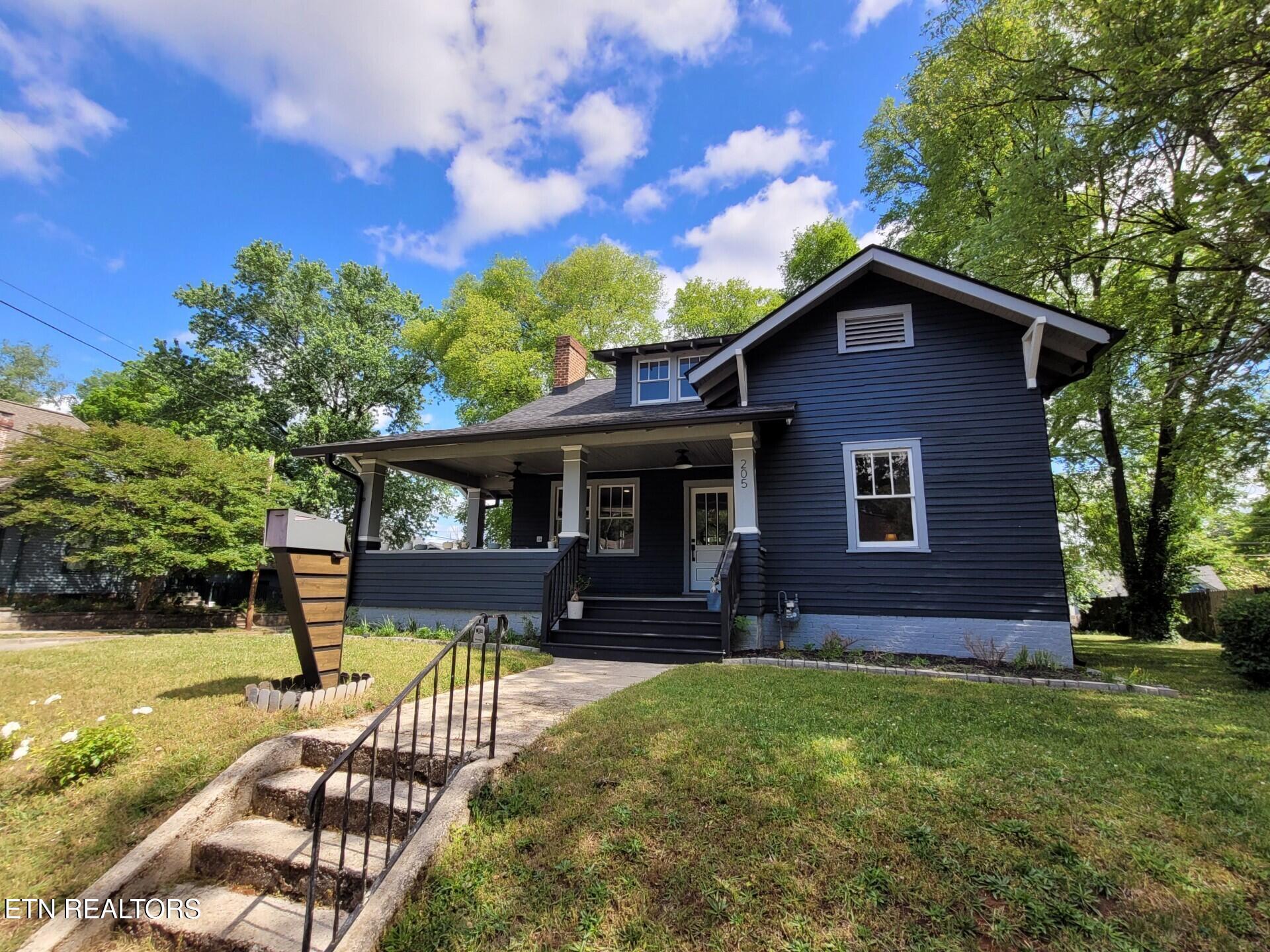 205 Leonard Place Knoxville TN 37917