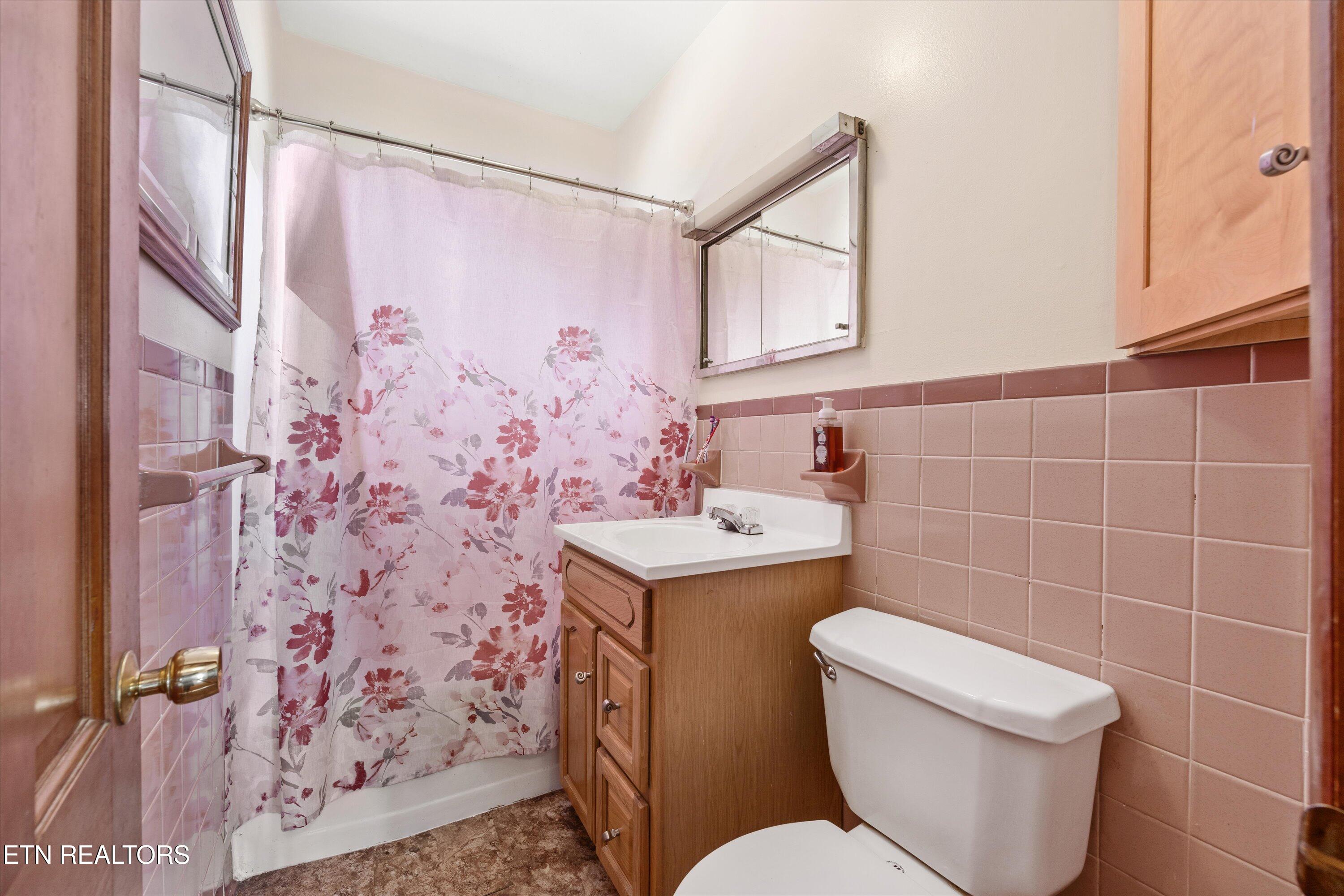 502 Main Street New Tazewell TN 37825