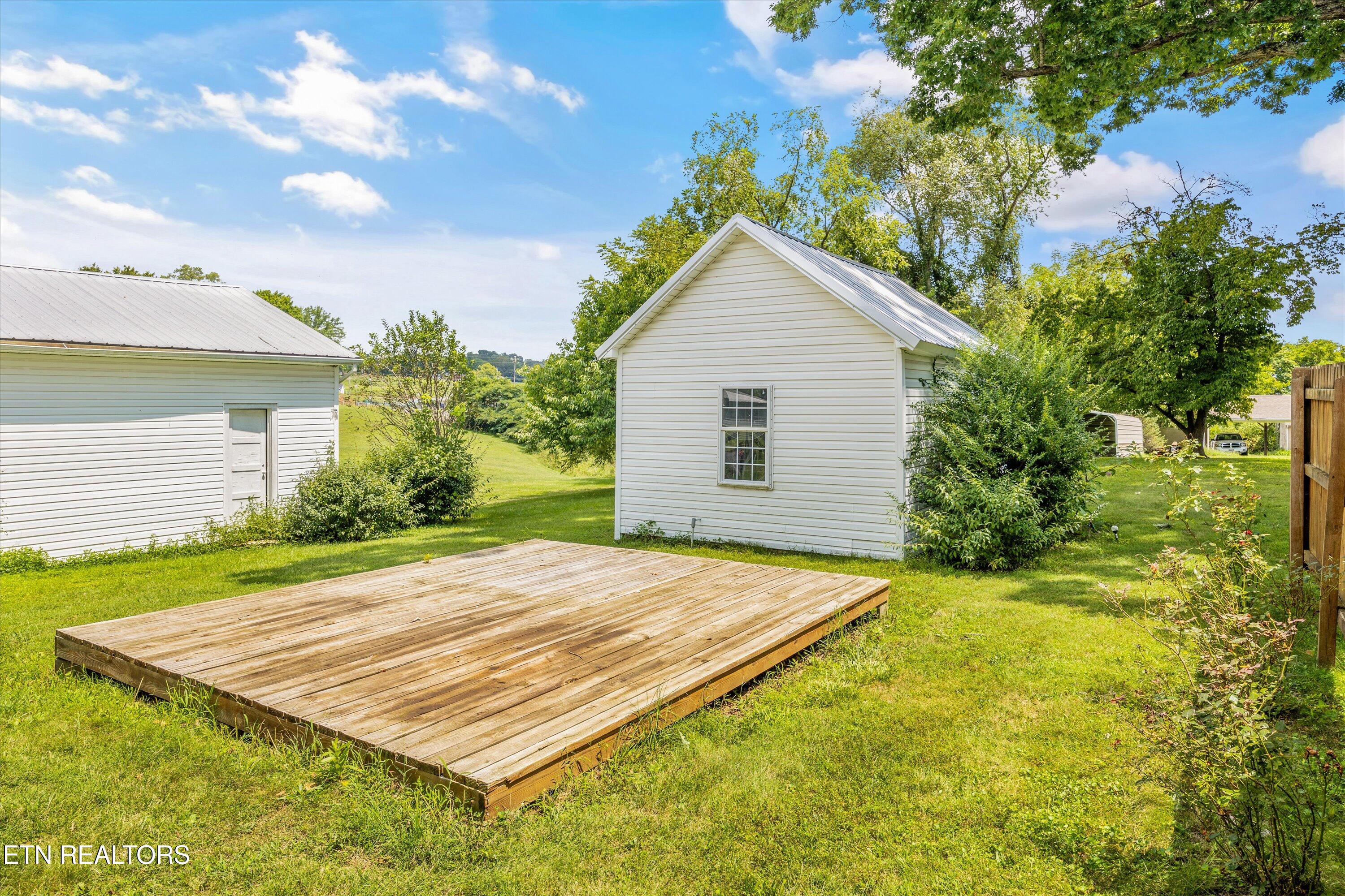 502 Main Street New Tazewell TN 37825