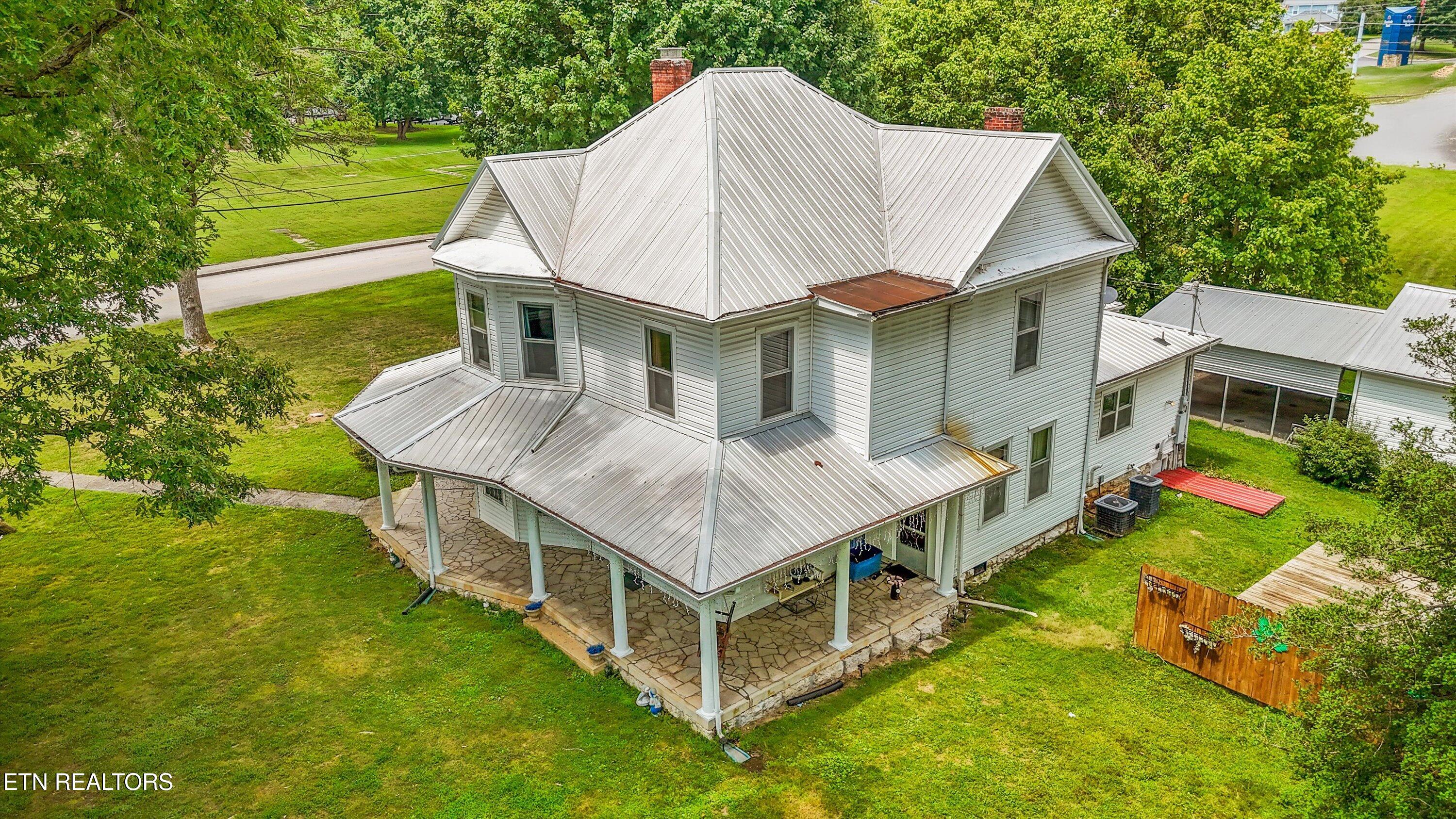 502 Main Street New Tazewell TN 37825