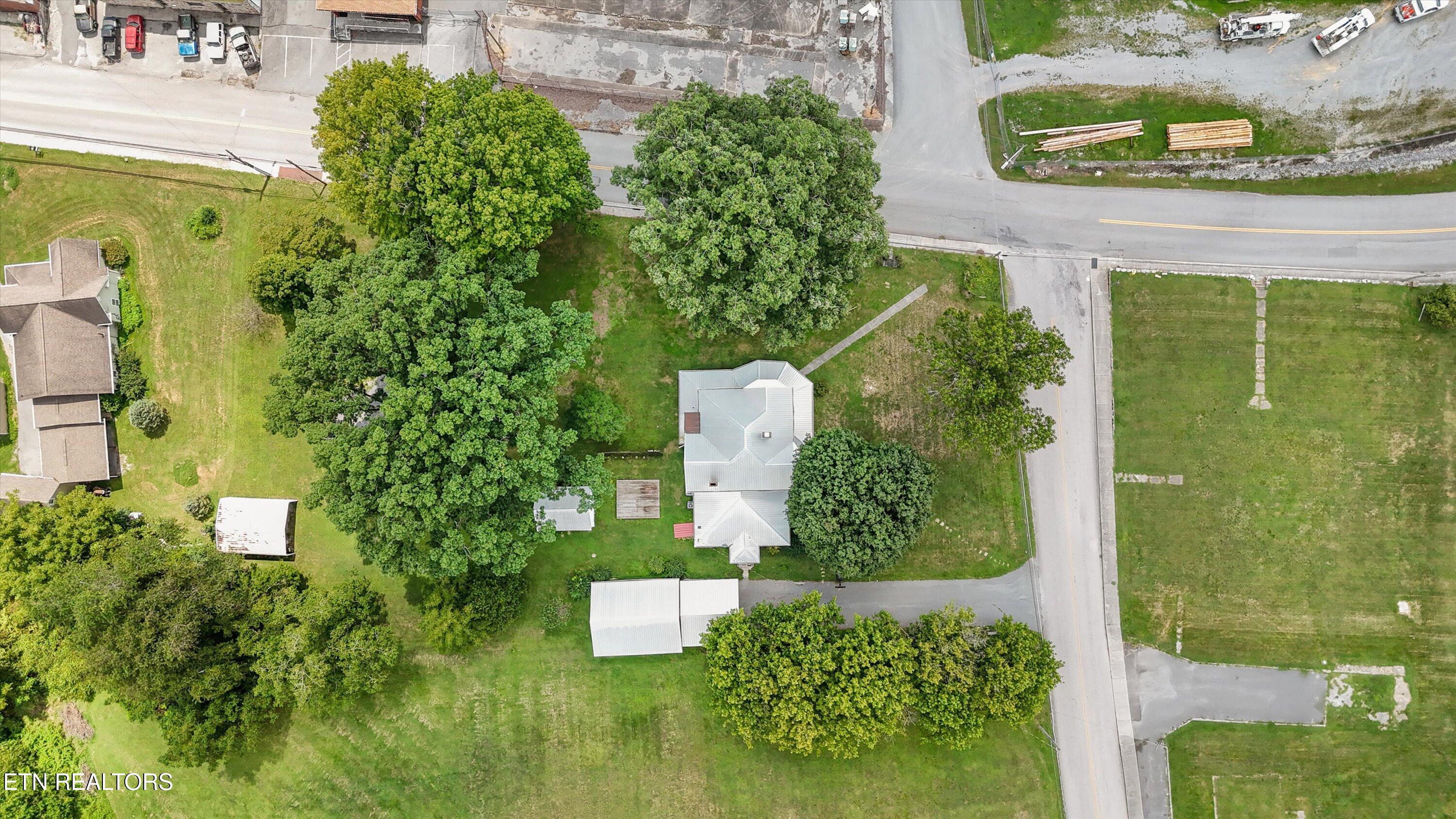 502 Main Street New Tazewell TN 37825