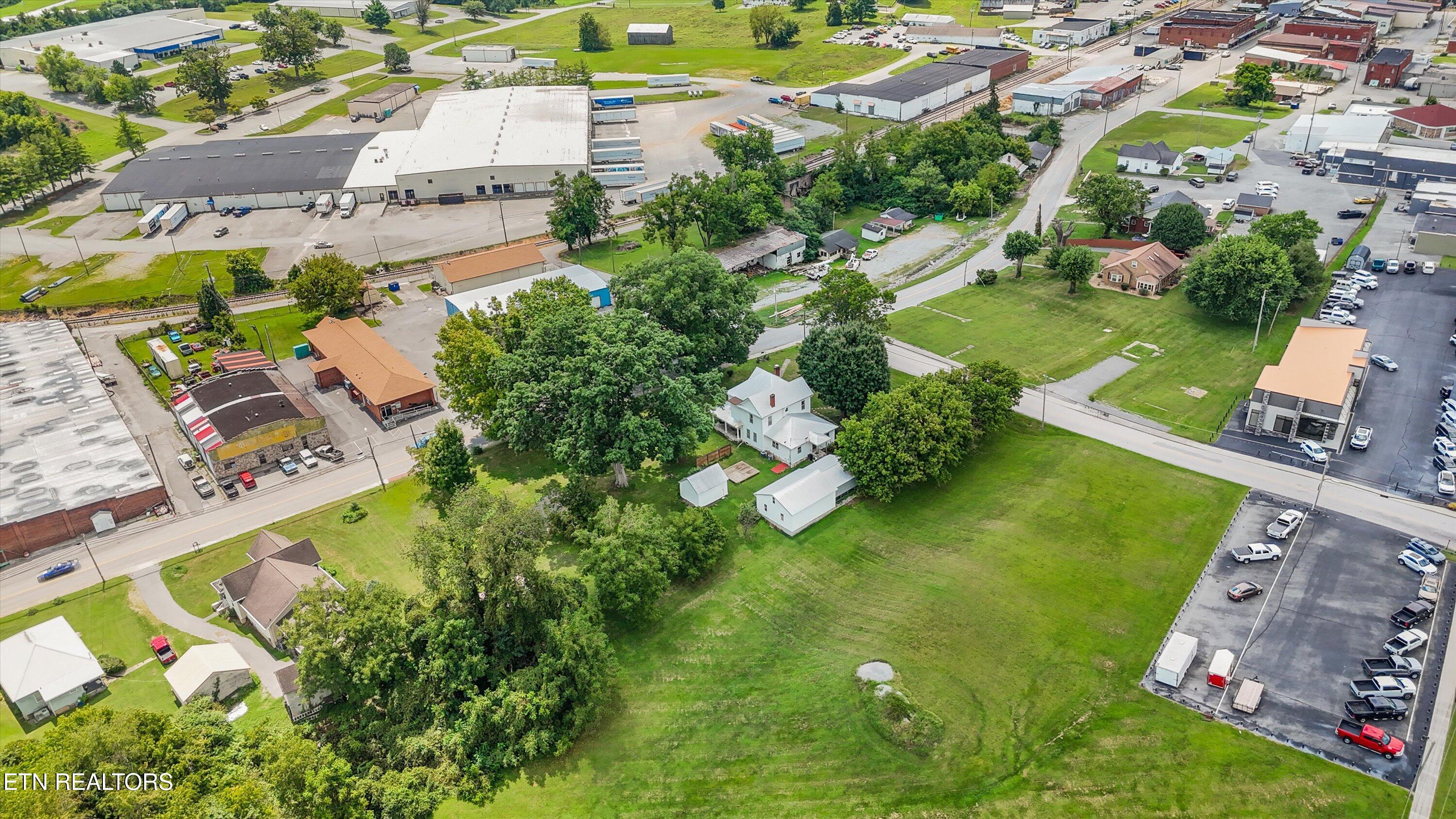 502 Main Street New Tazewell TN 37825