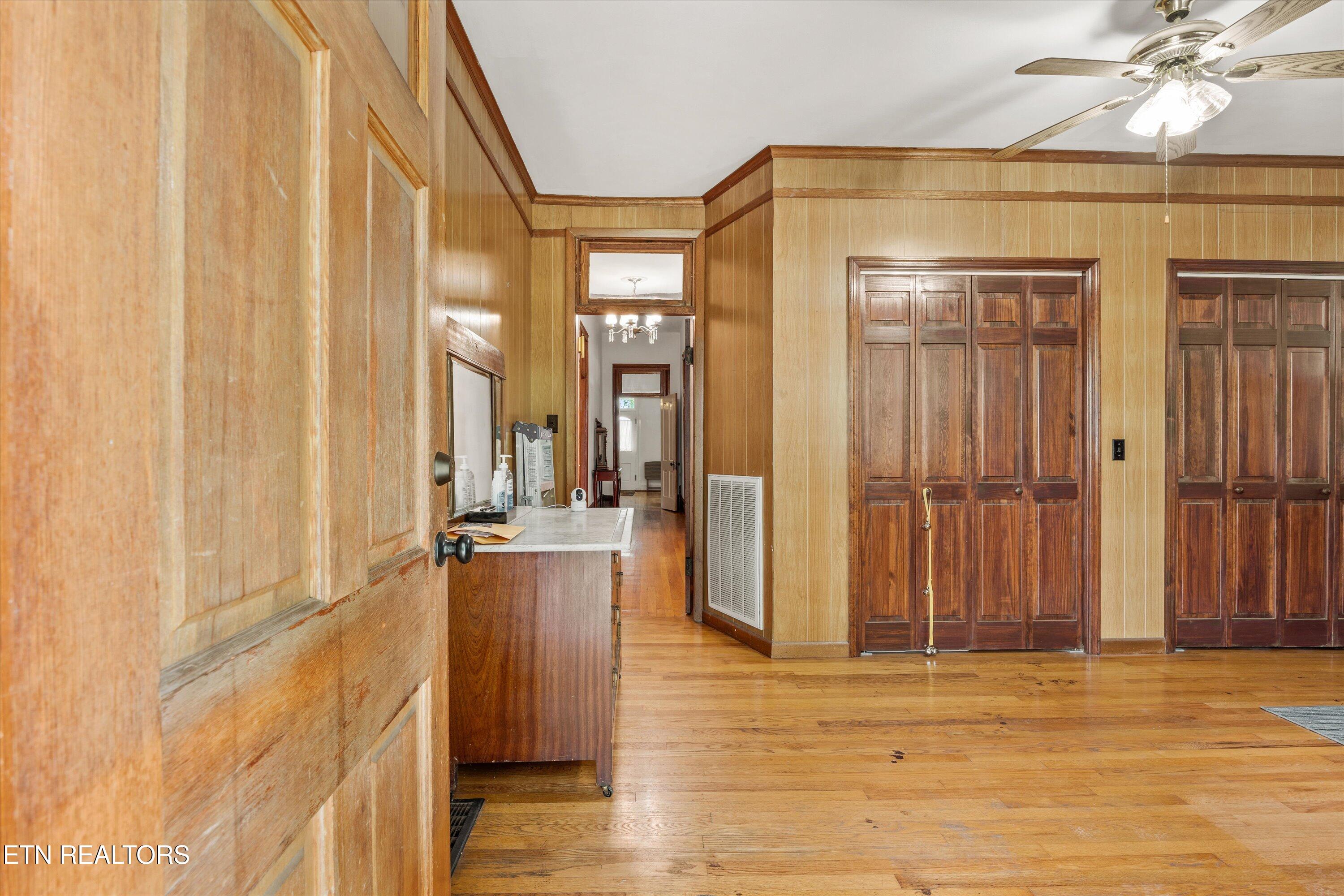 502 Main Street New Tazewell TN 37825