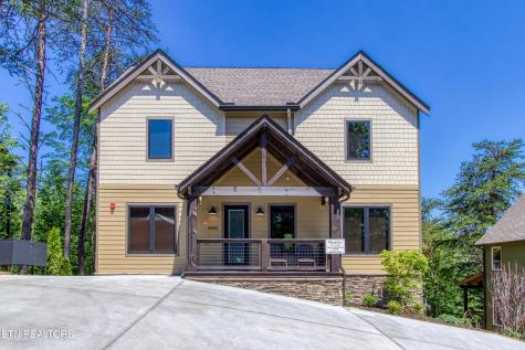 3508 Sand Ridge Way Pigeon Forge TN 37863