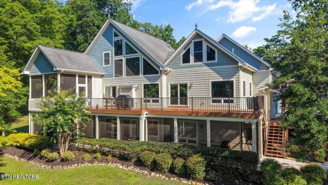 209 Bucks And Doe Lane Lafollette TN 37766