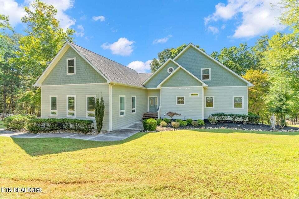 209 Bucks And Doe Lane Lafollette TN 37766