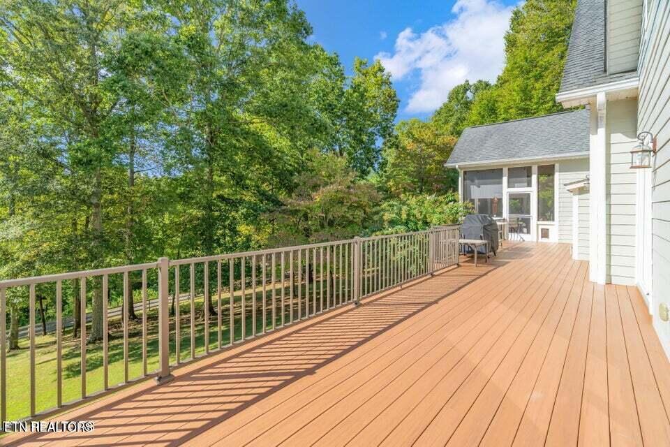 209 Bucks And Doe Lane Lafollette TN 37766