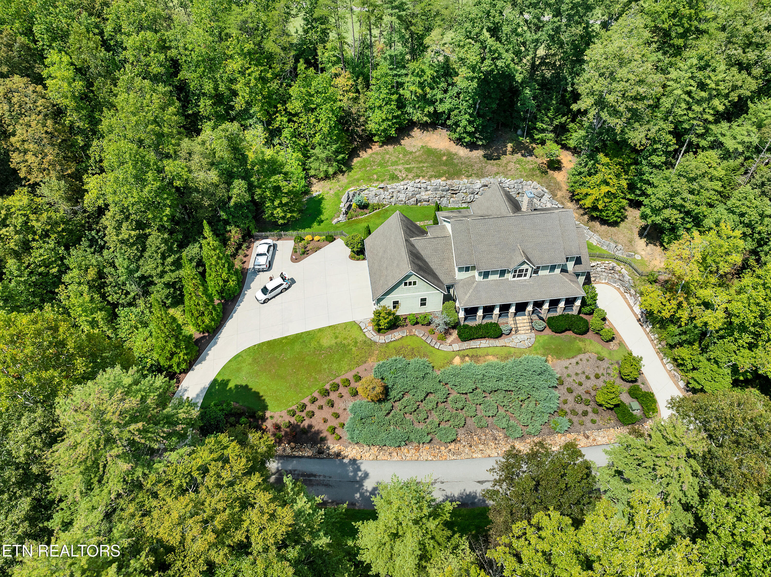 731 Hunters Run Road Townsend TN 37882