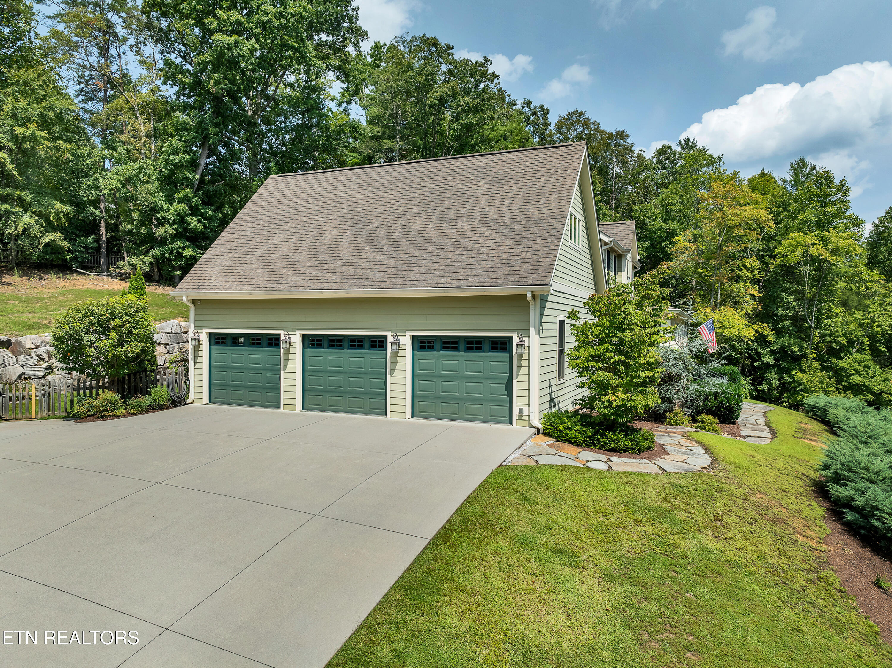 731 Hunters Run Road Townsend TN 37882