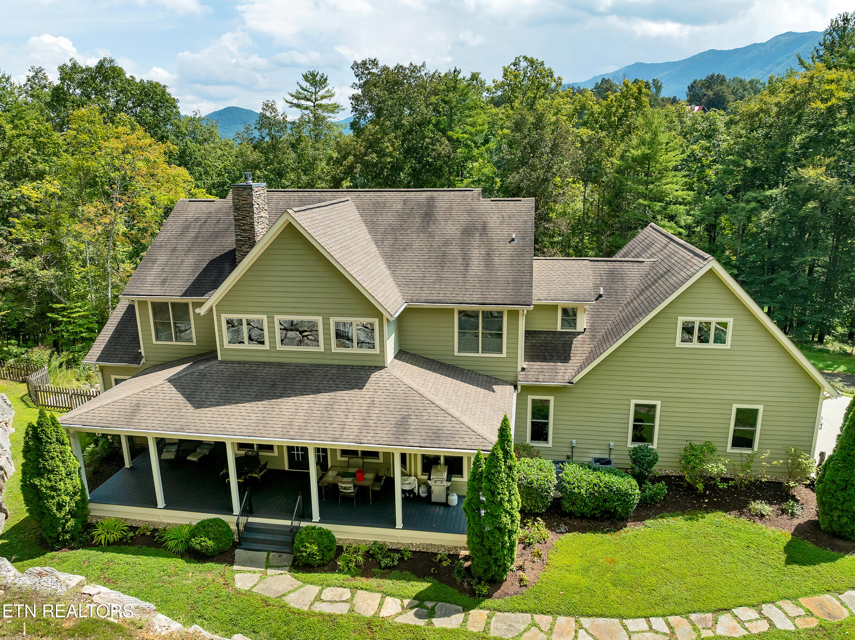 731 Hunters Run Road Townsend TN 37882