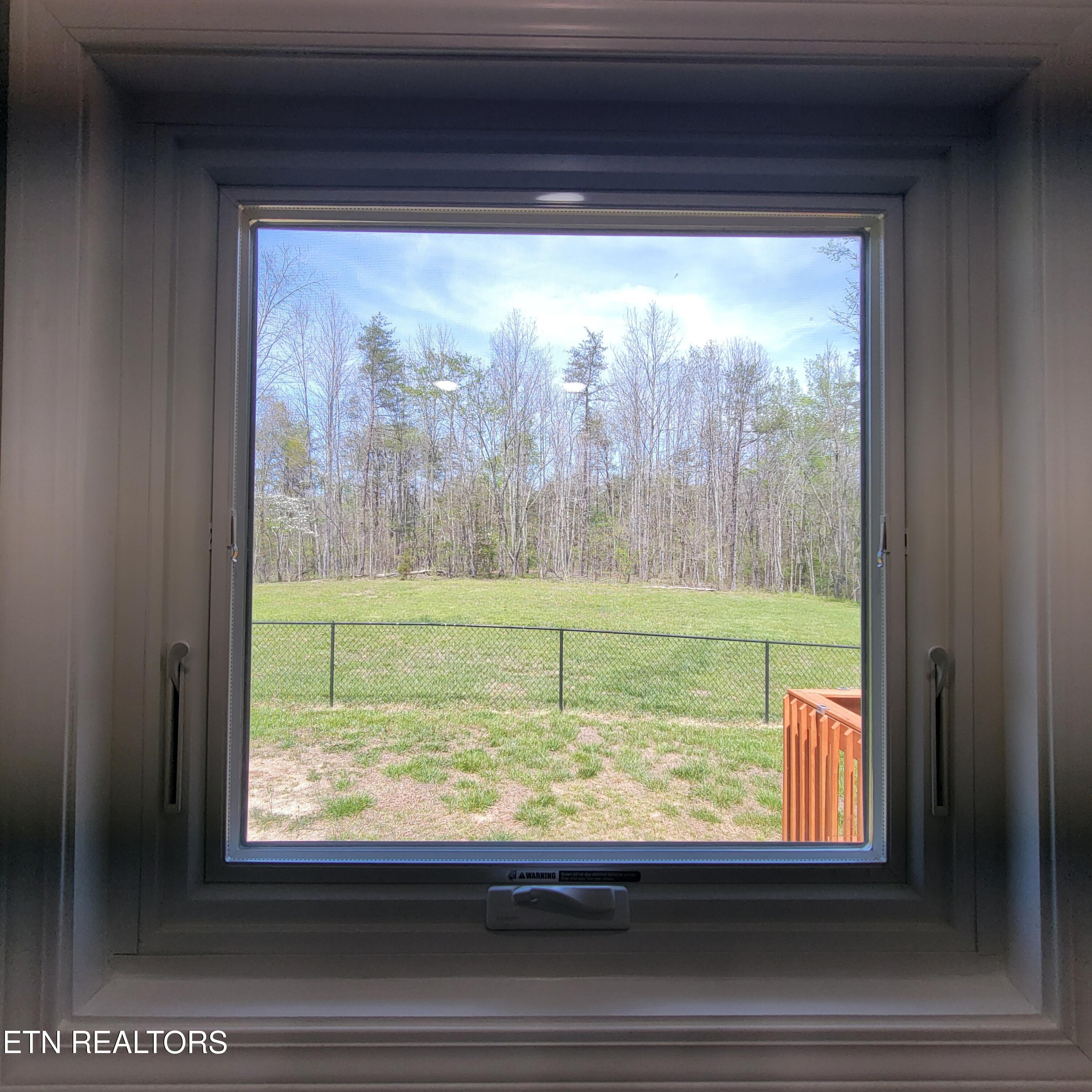 1039 Gray Eagle Drive Crossville TN 38572