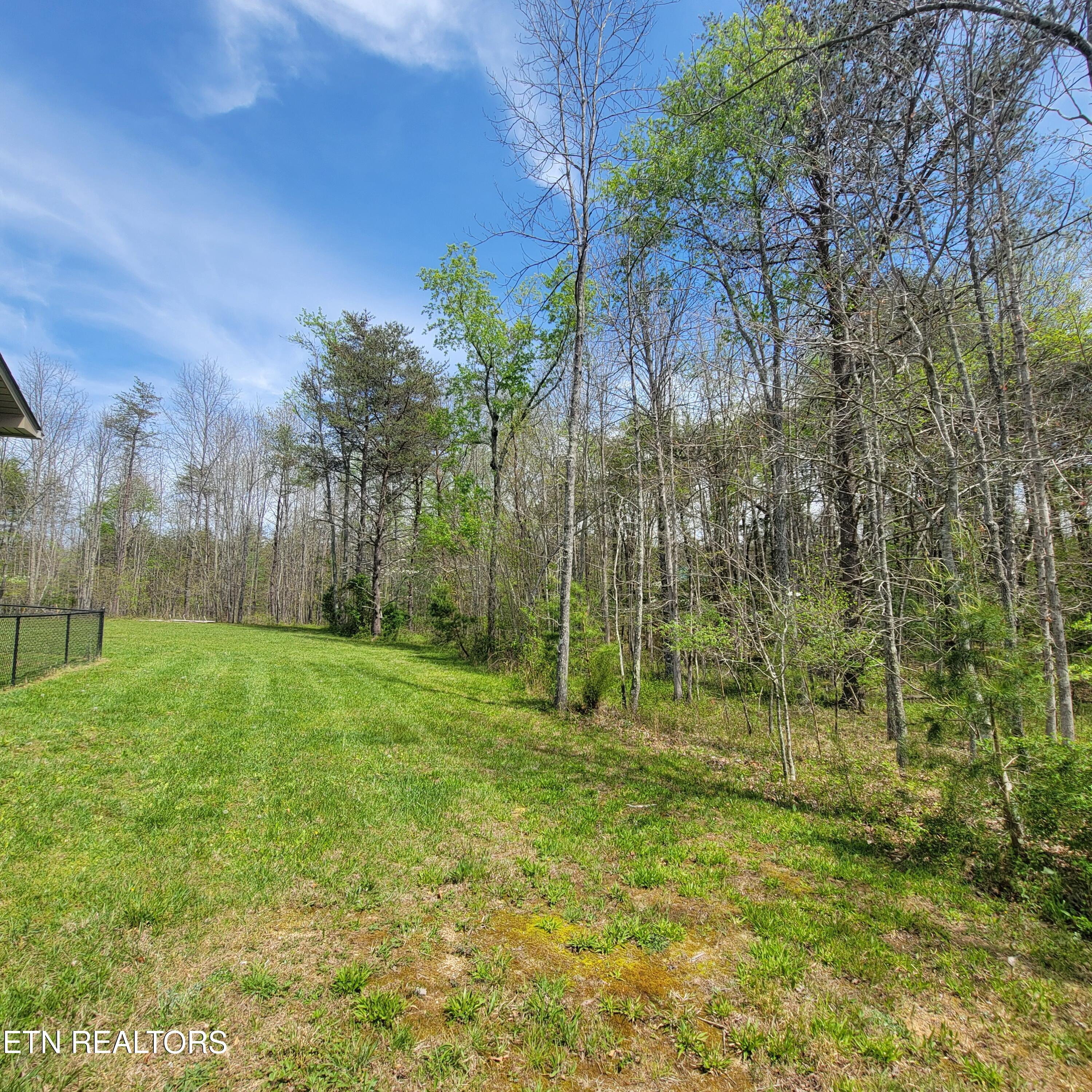 1039 Gray Eagle Drive Crossville TN 38572