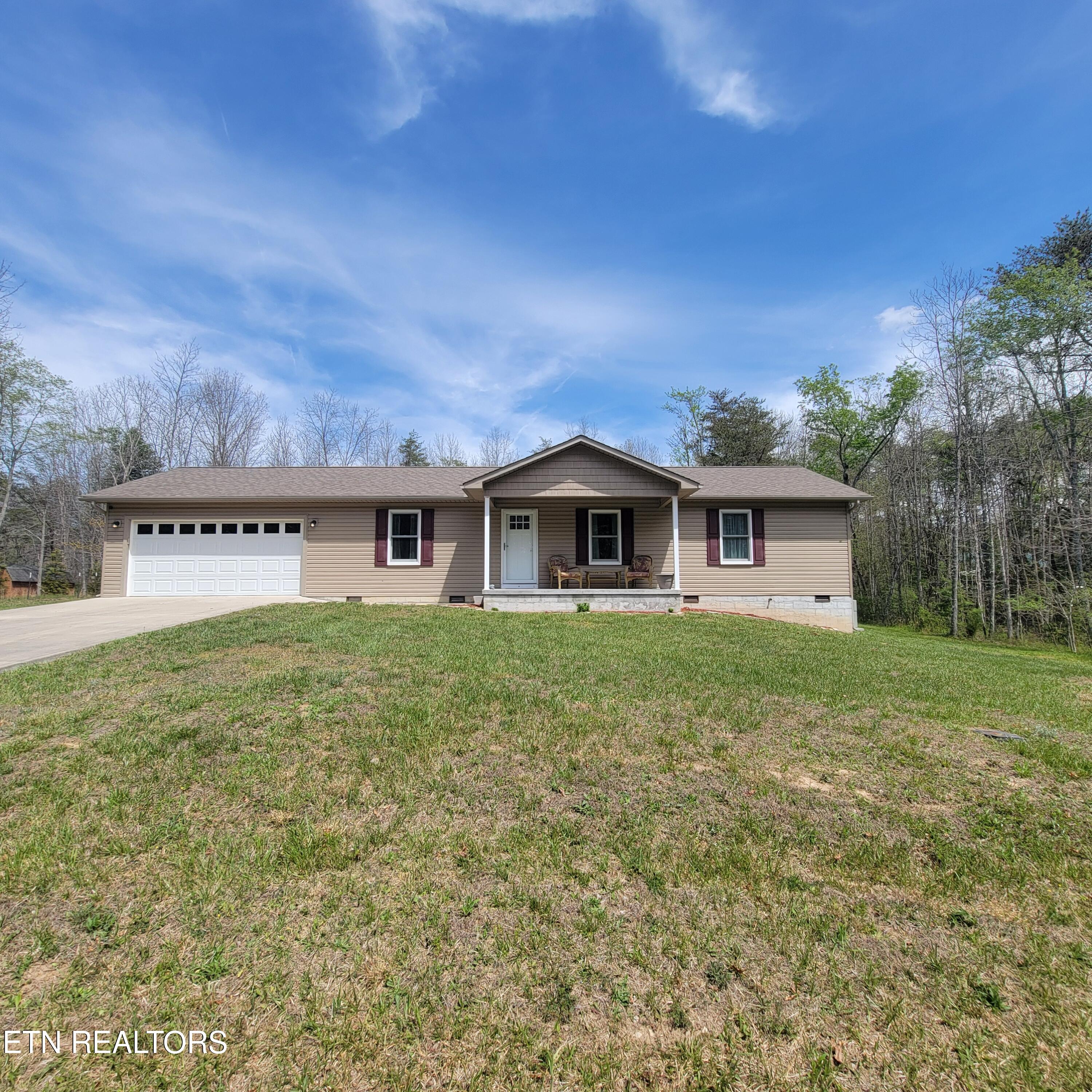 1039 Gray Eagle Drive Crossville TN 38572