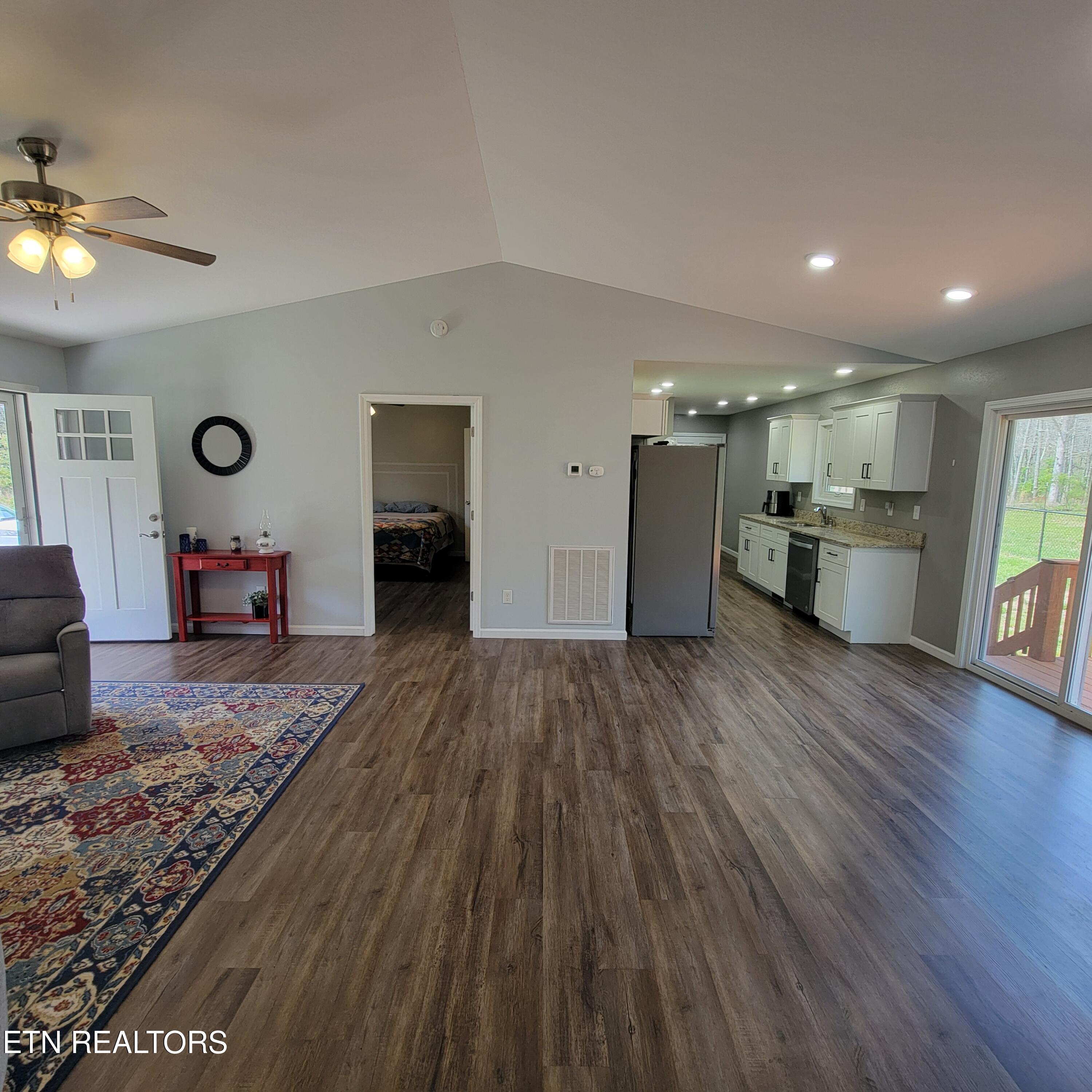 1039 Gray Eagle Drive Crossville TN 38572