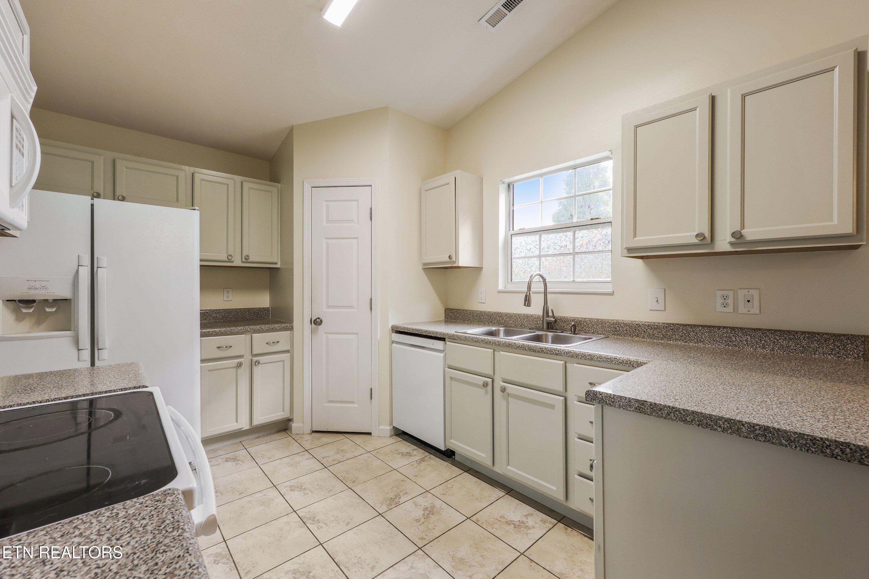 6626 Hugh Willis Road Powell TN 37849