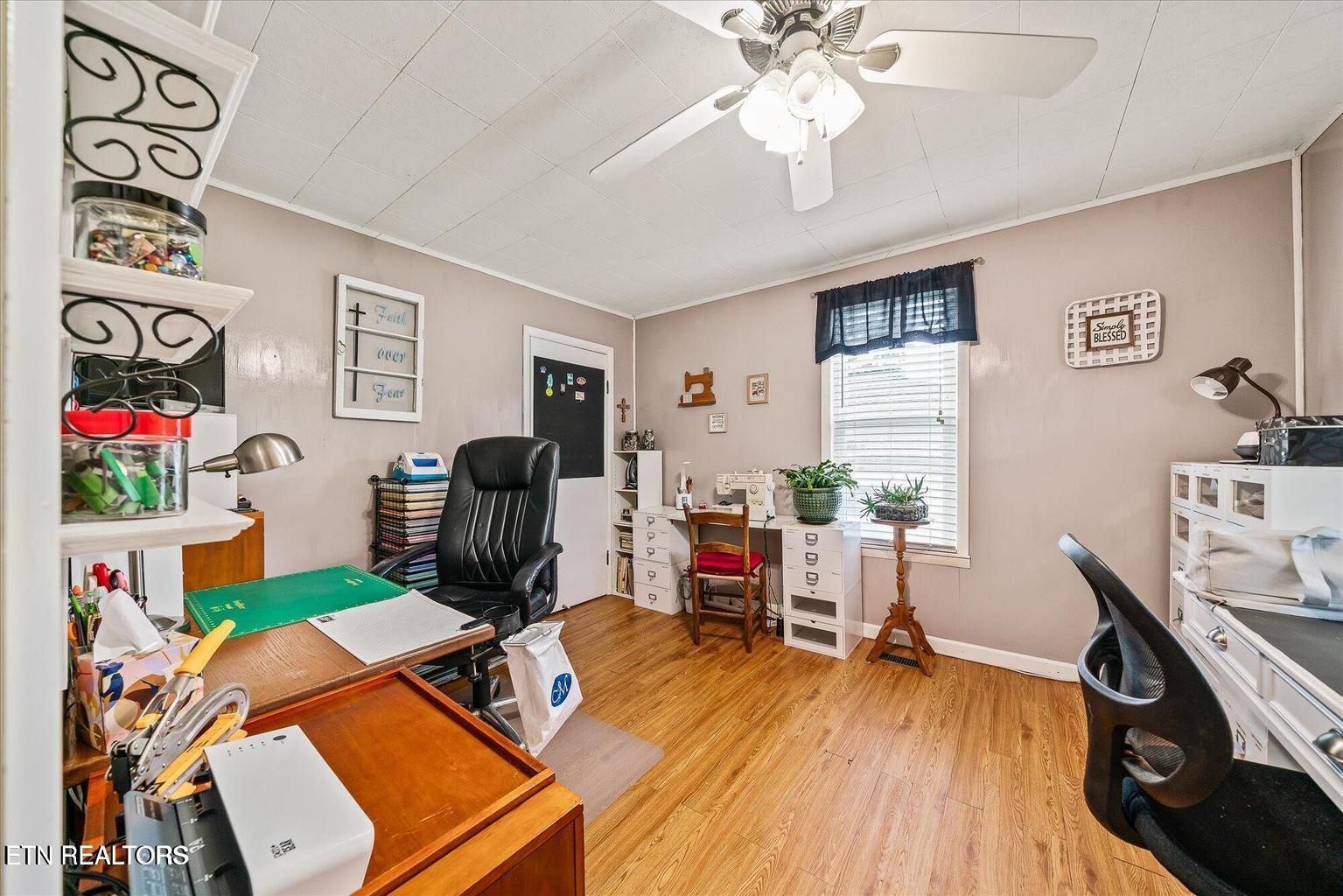 214 Omega Street Harriman TN 37748