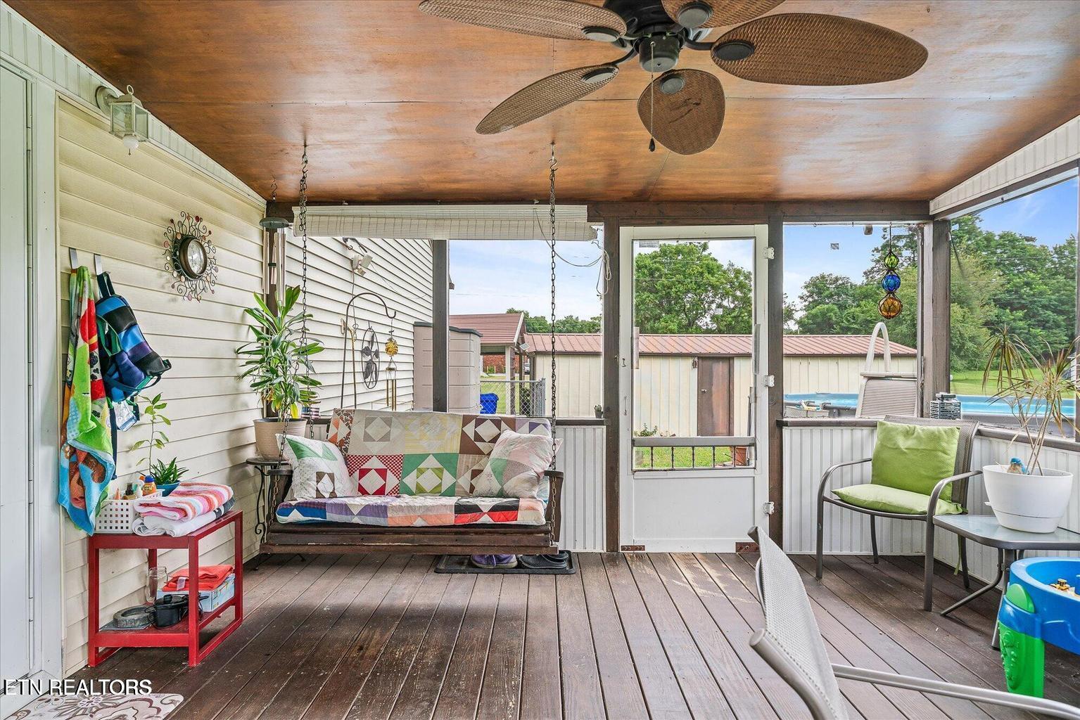 214 Omega Street Harriman TN 37748