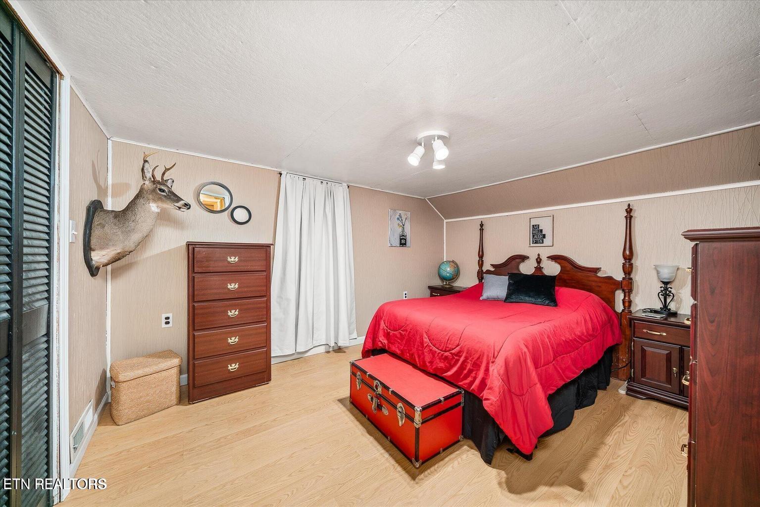 214 Omega Street Harriman TN 37748