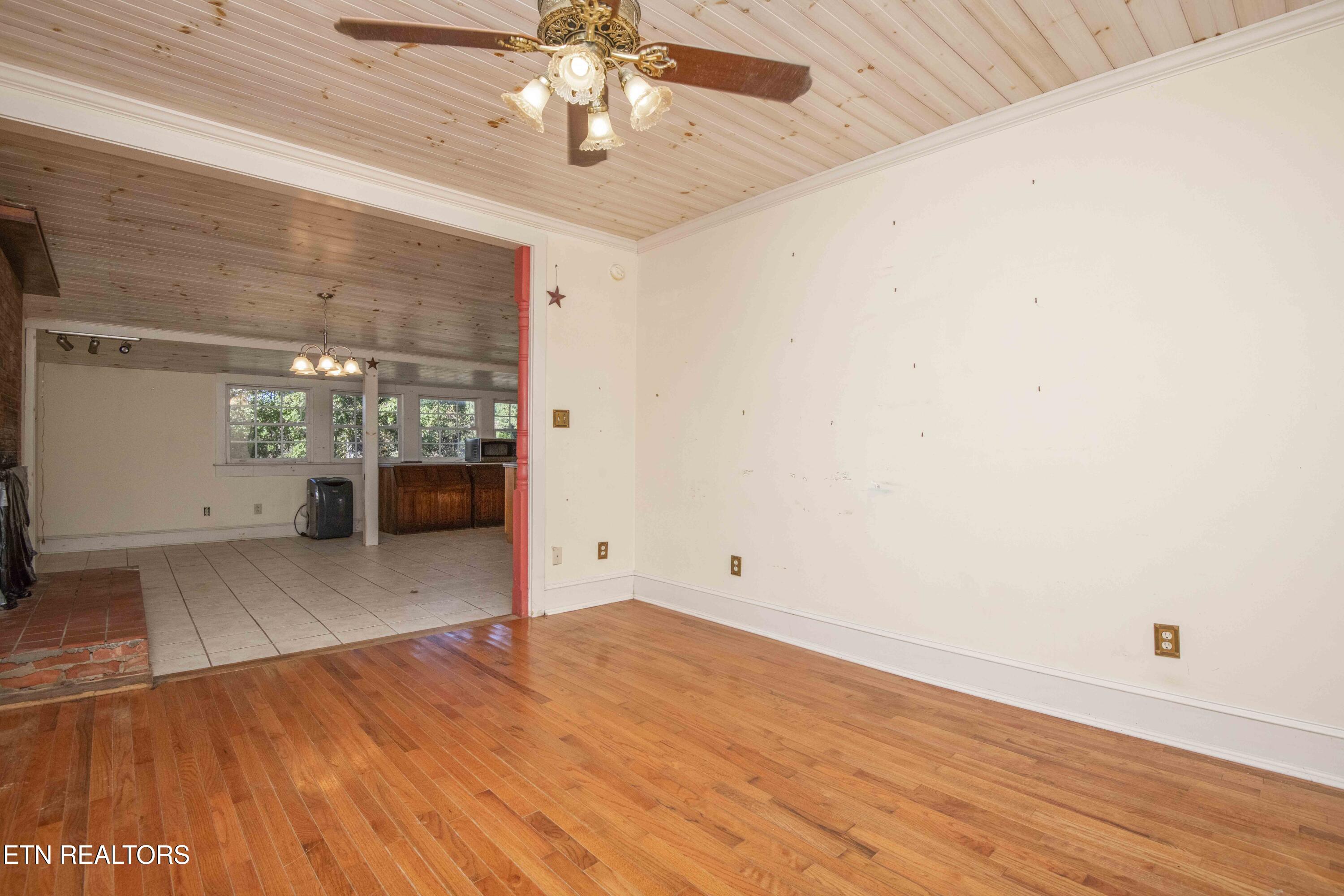 748 Martin Mill Pike Rockford TN 37853