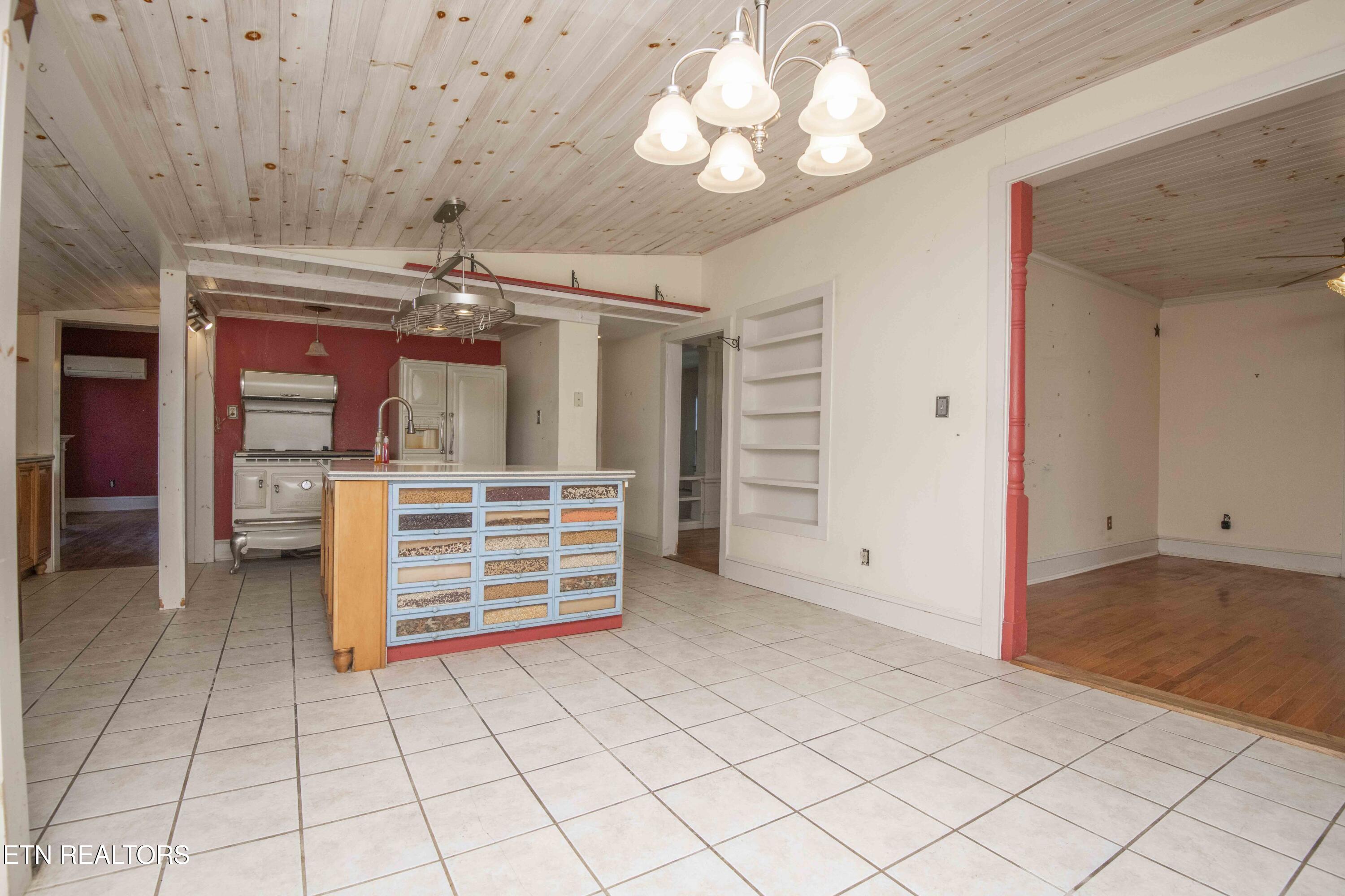748 Martin Mill Pike Rockford TN 37853