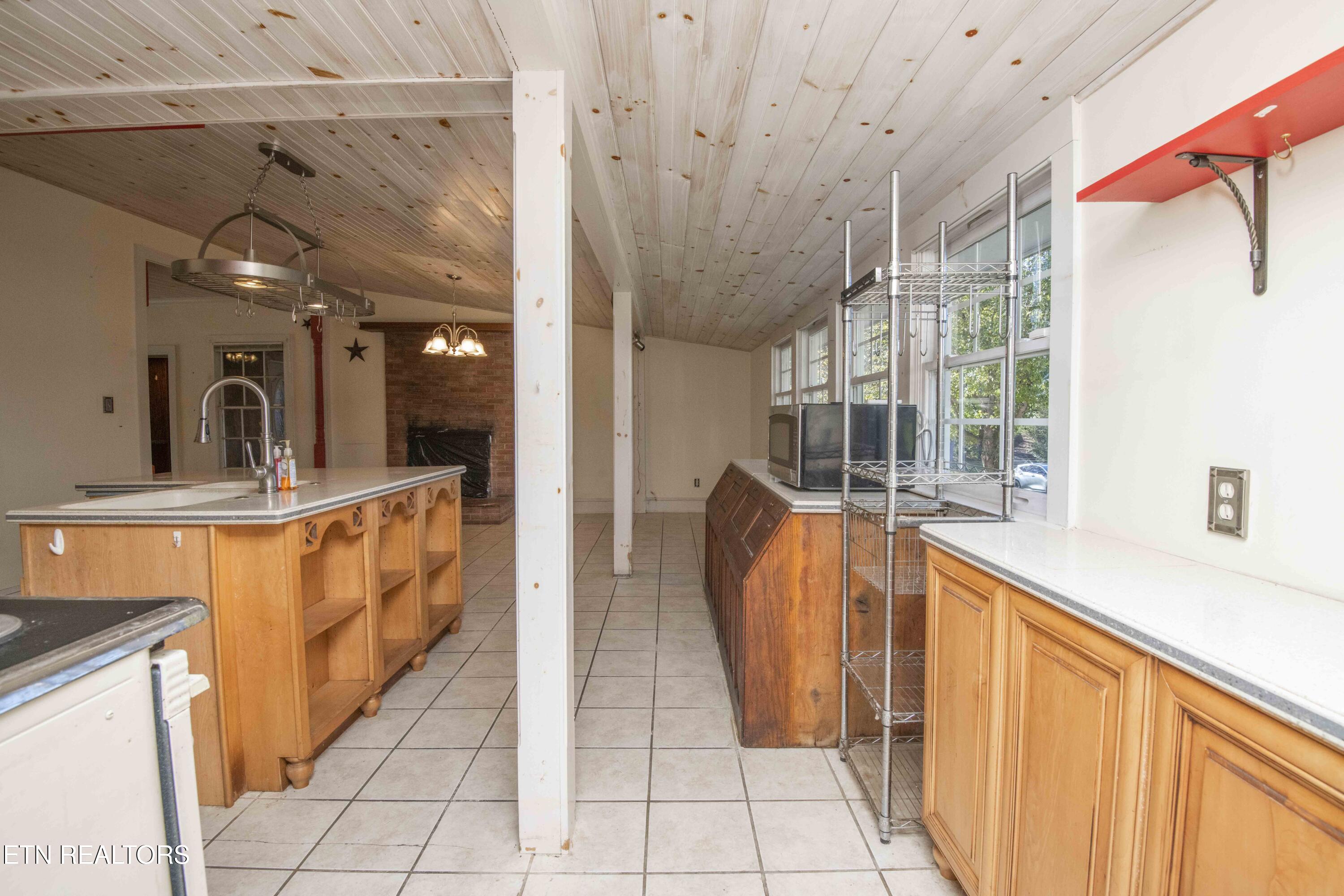 748 Martin Mill Pike Rockford TN 37853