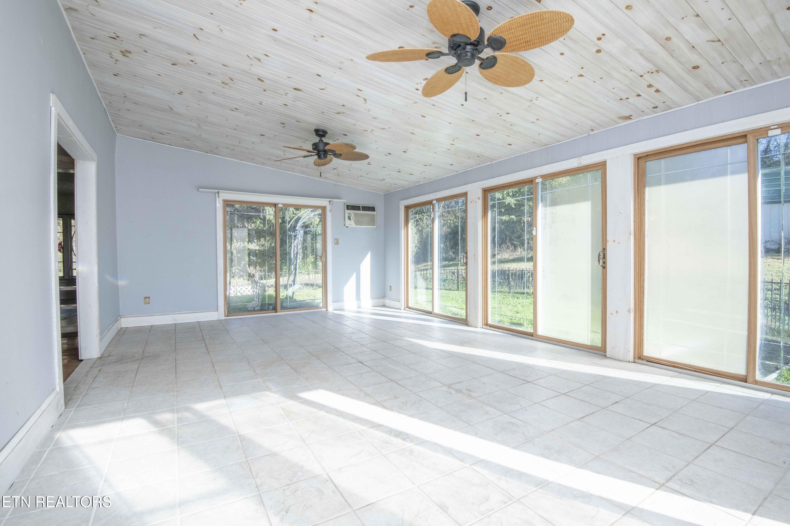 748 Martin Mill Pike Rockford TN 37853