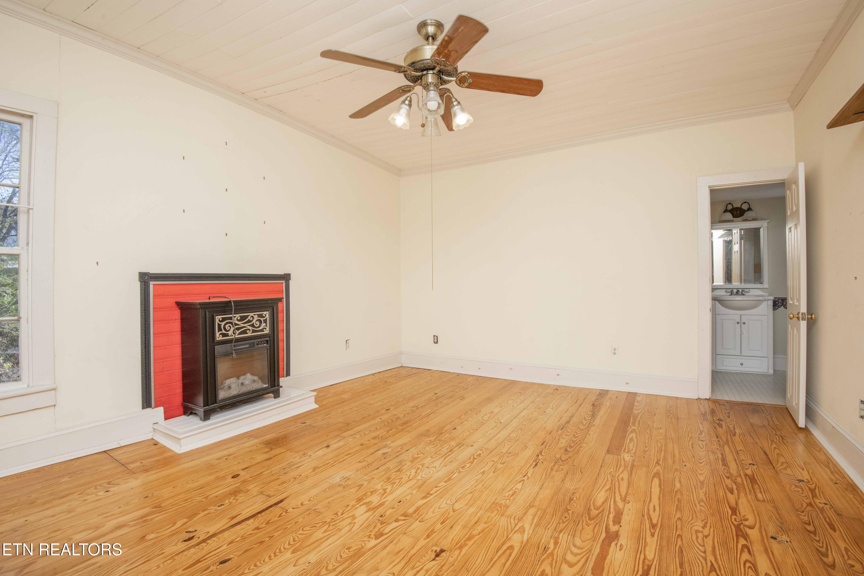 748 Martin Mill Pike Rockford TN 37853