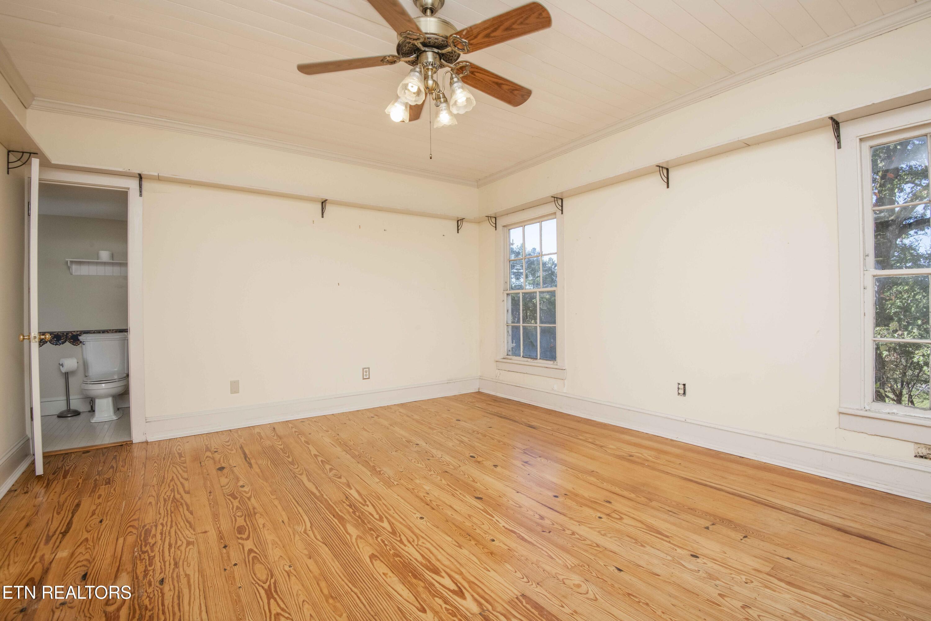 748 Martin Mill Pike Rockford TN 37853