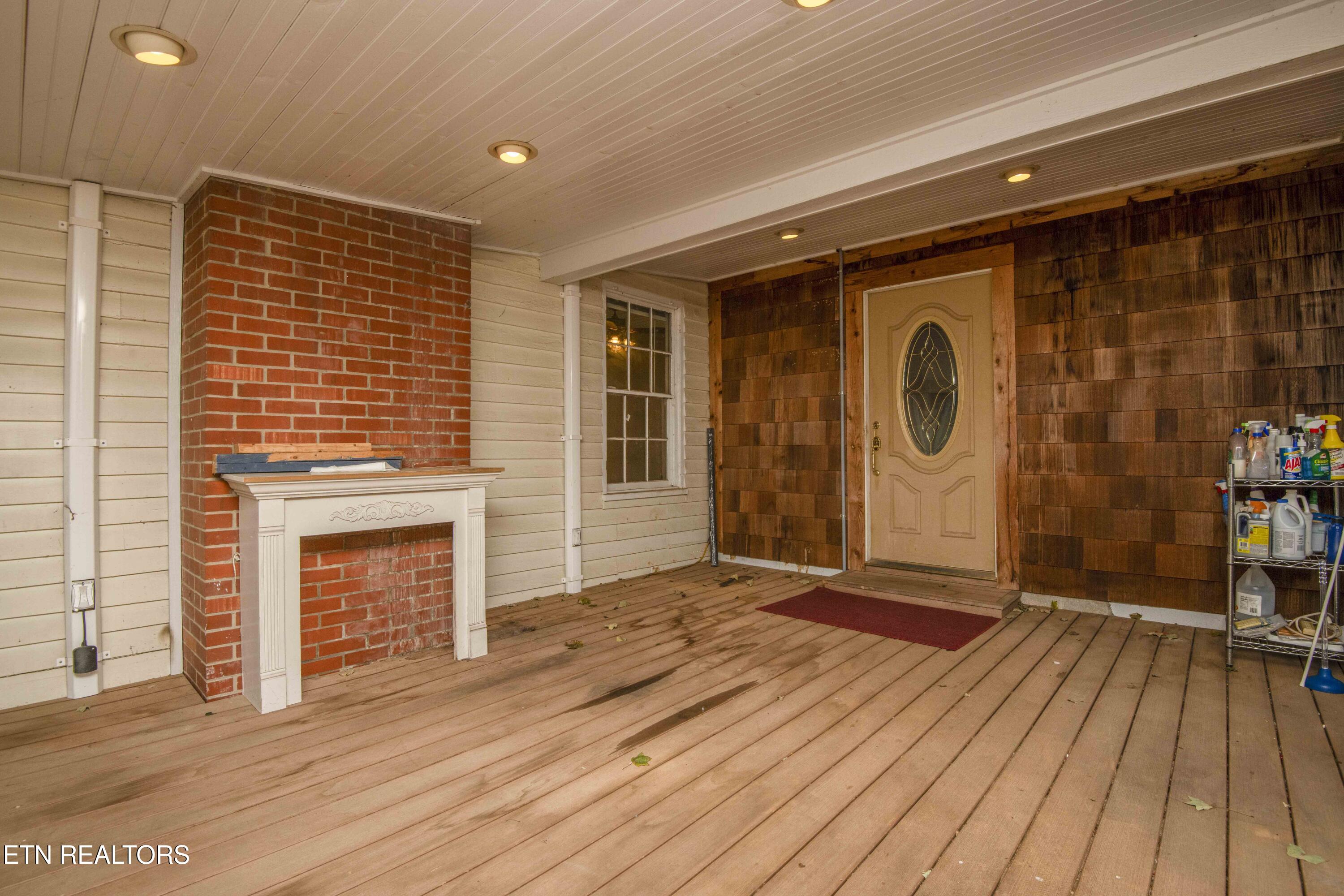 748 Martin Mill Pike Rockford TN 37853